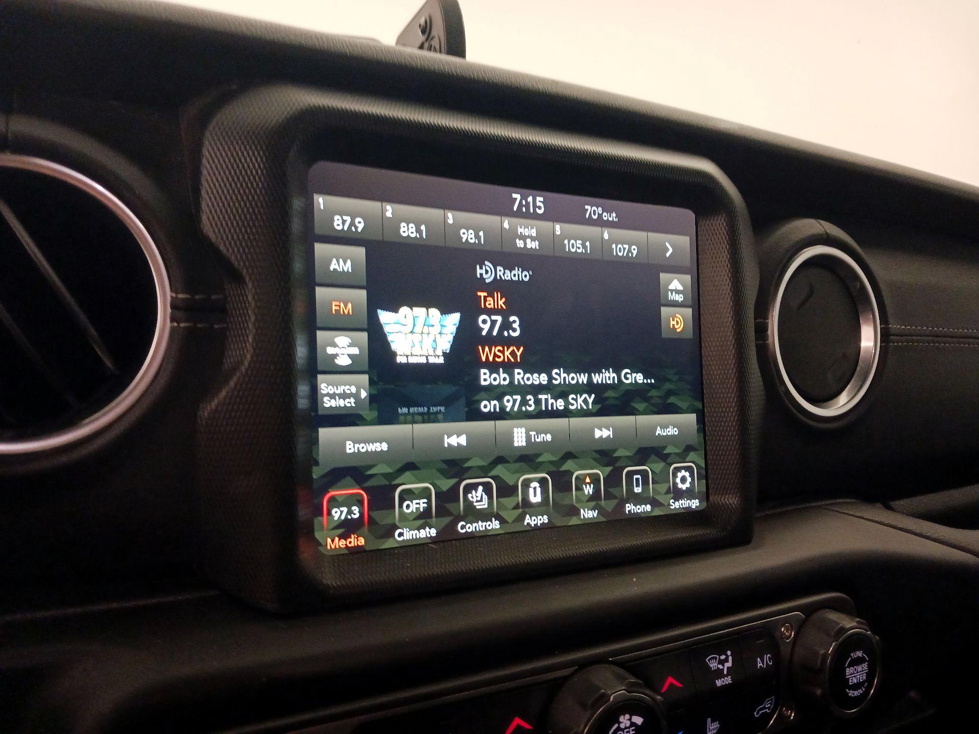 Thumbnail: 2020 Jeep Wrangler - 16