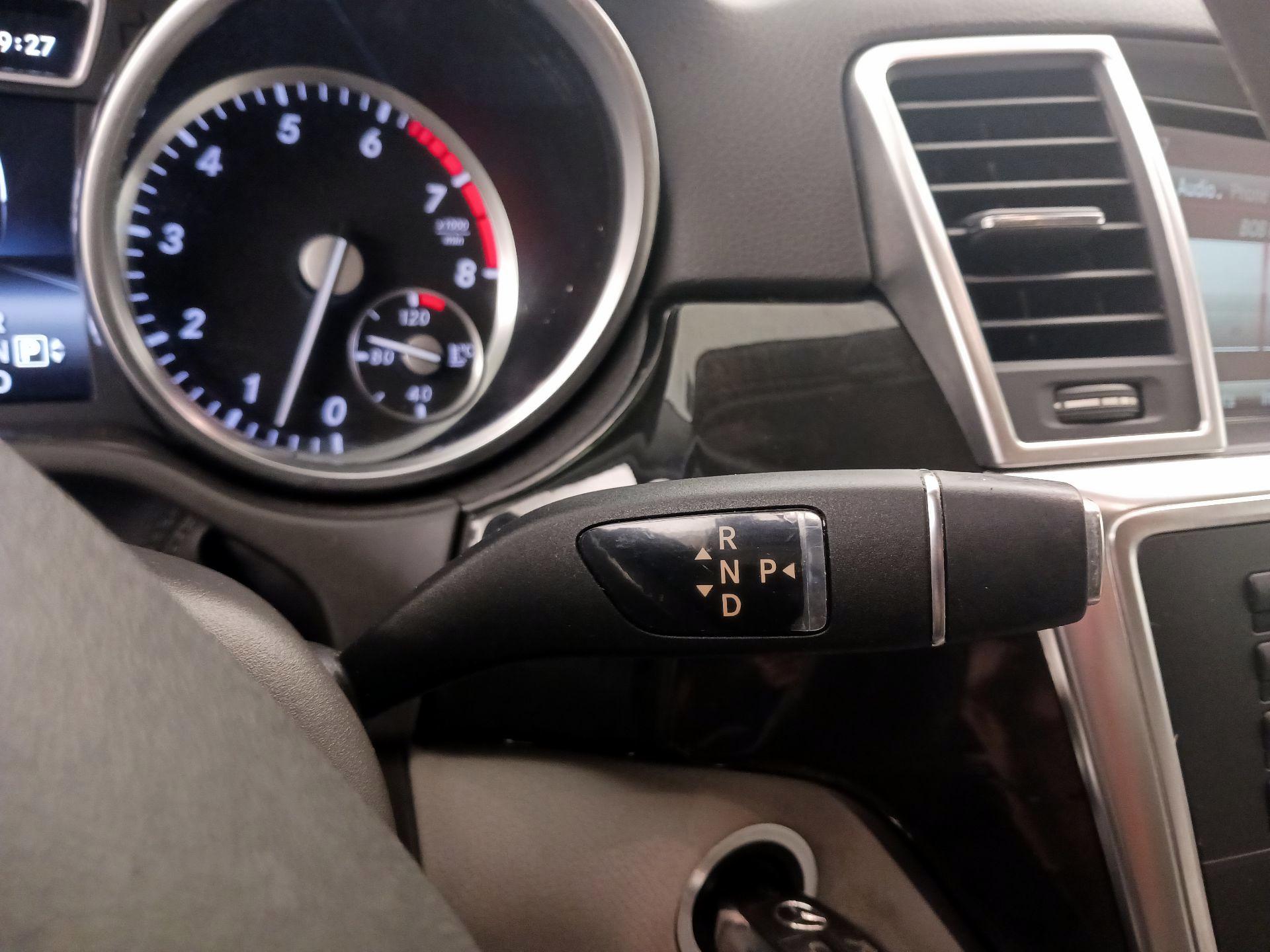 Thumbnail: 2015 Mercedes-Benz M-Class - 18