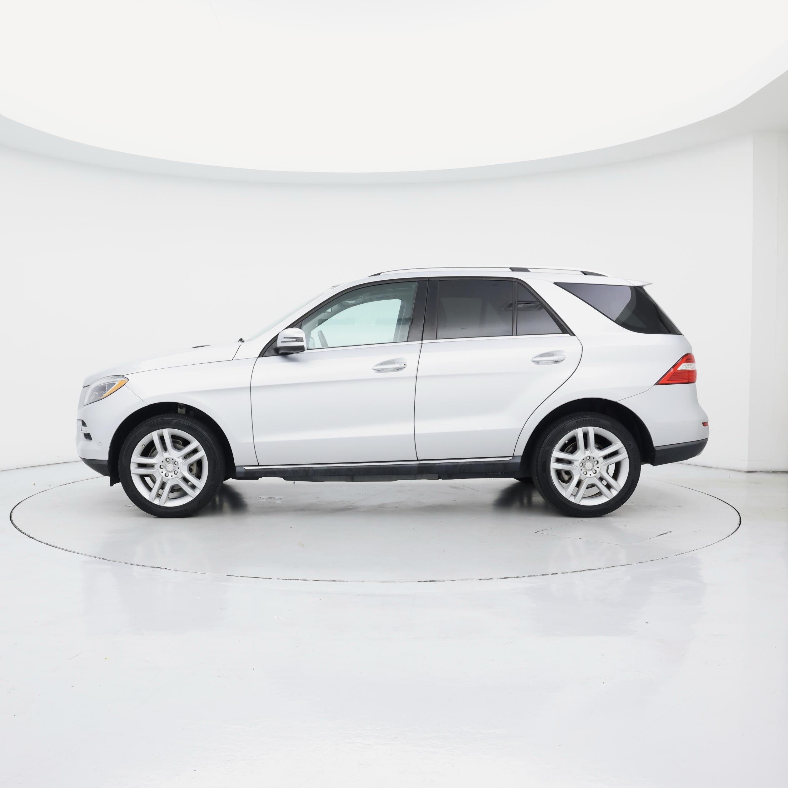 Thumbnail: 2015 Mercedes-Benz M-Class - 3