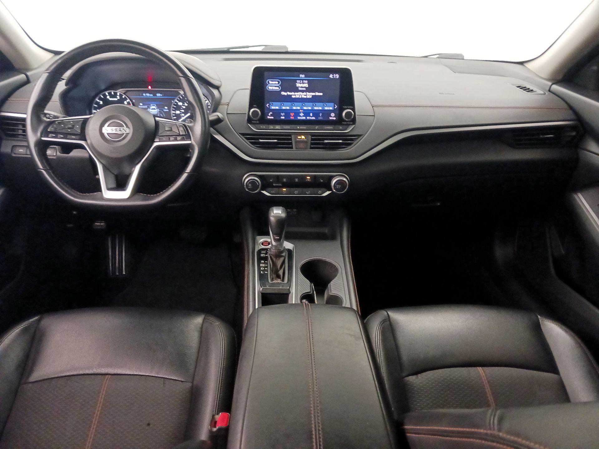 Thumbnail: 2020 Nissan Altima - 9