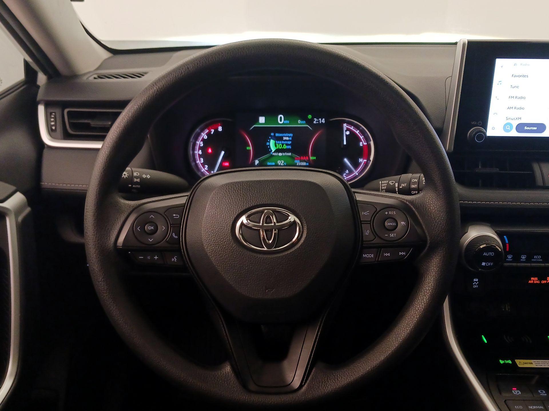 Thumbnail: 2024 Toyota RAV4 - 10