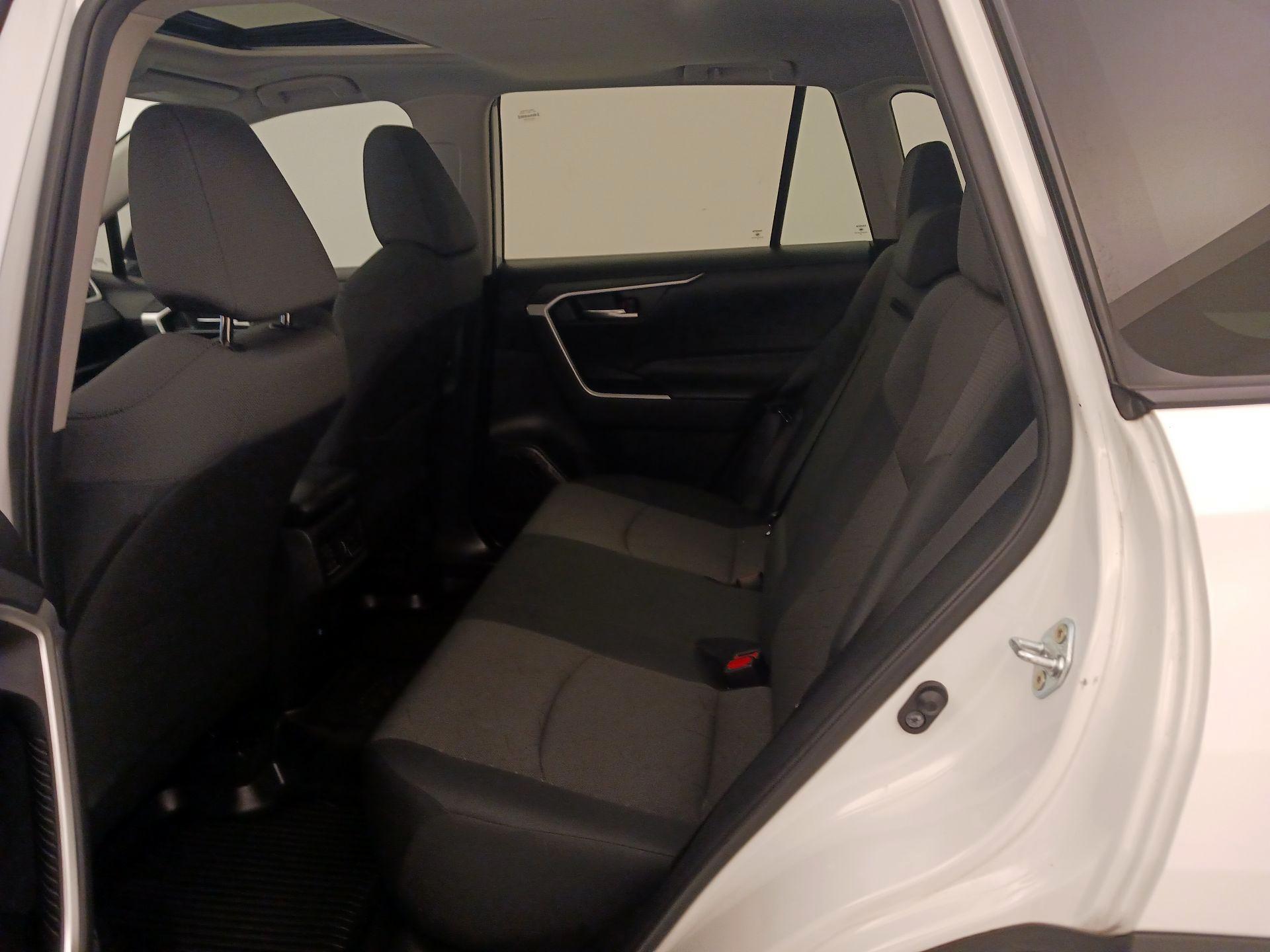 Thumbnail: 2024 Toyota RAV4 - 20
