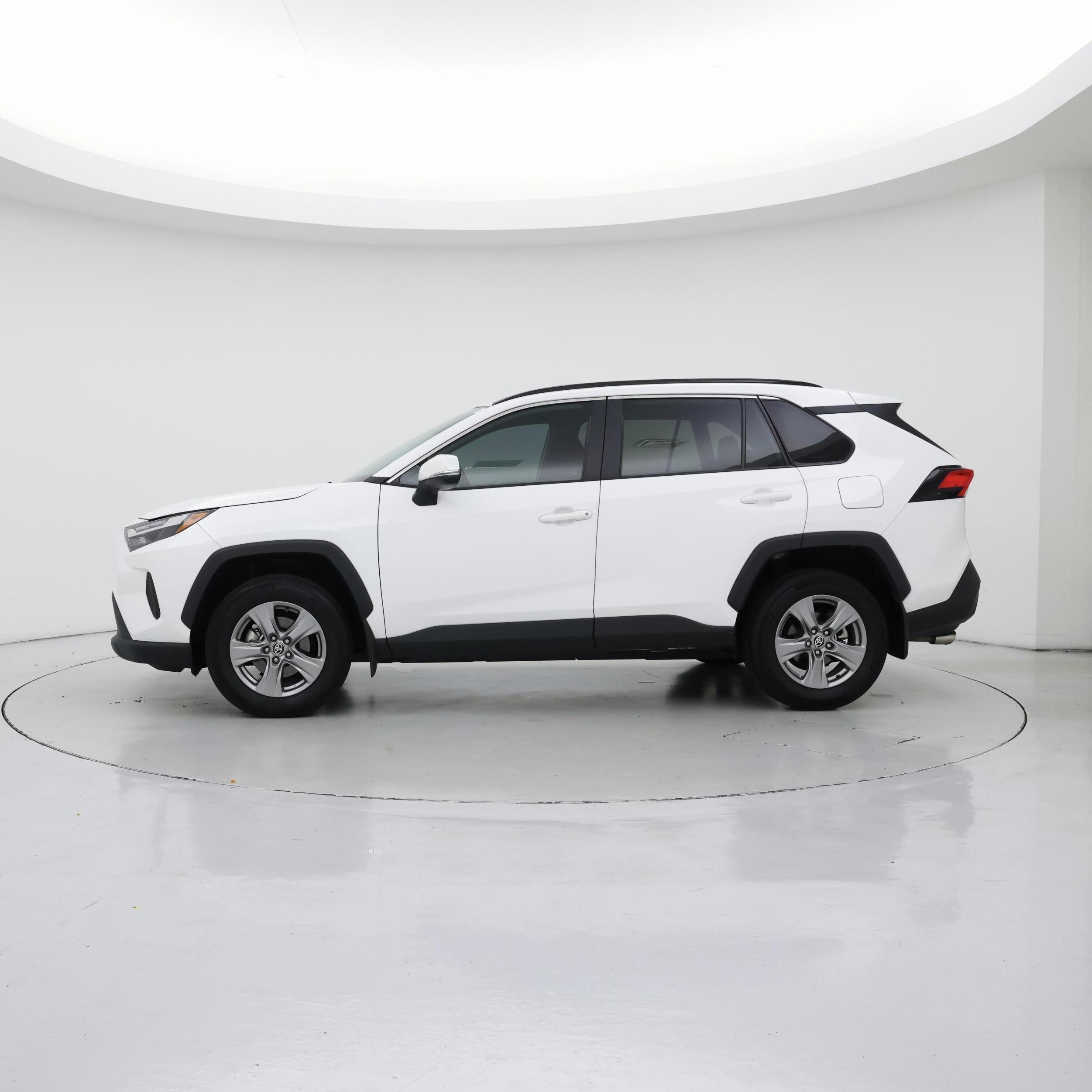 Thumbnail: 2024 Toyota RAV4 - 3