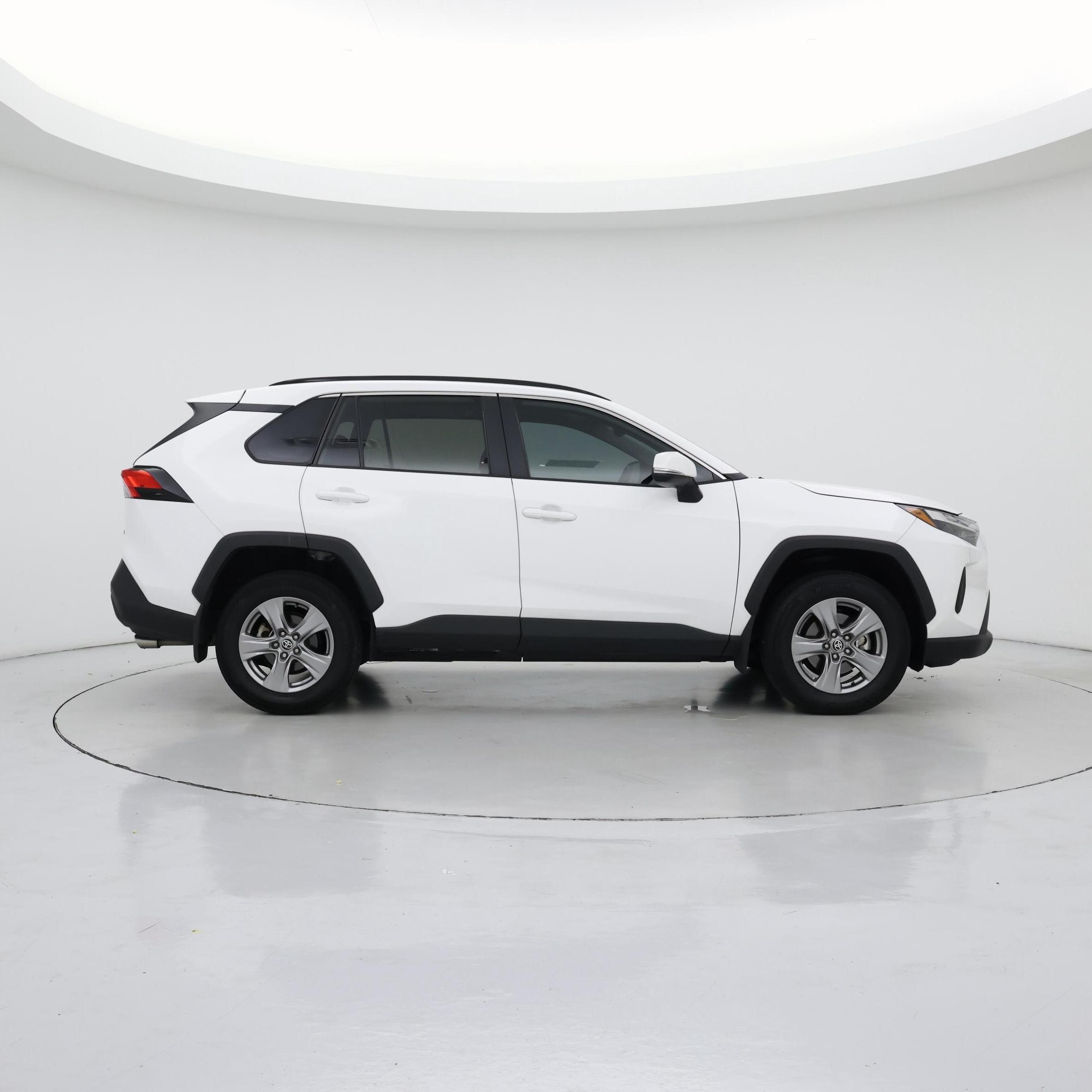 Thumbnail: 2024 Toyota RAV4 - 7