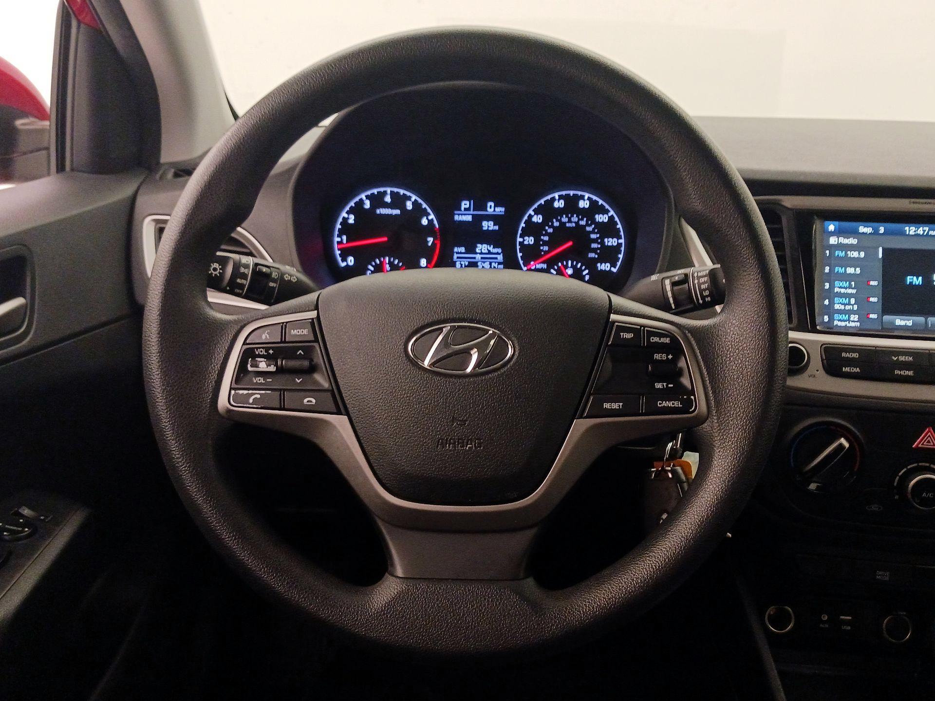 Thumbnail: 2021 Hyundai Accent - 10