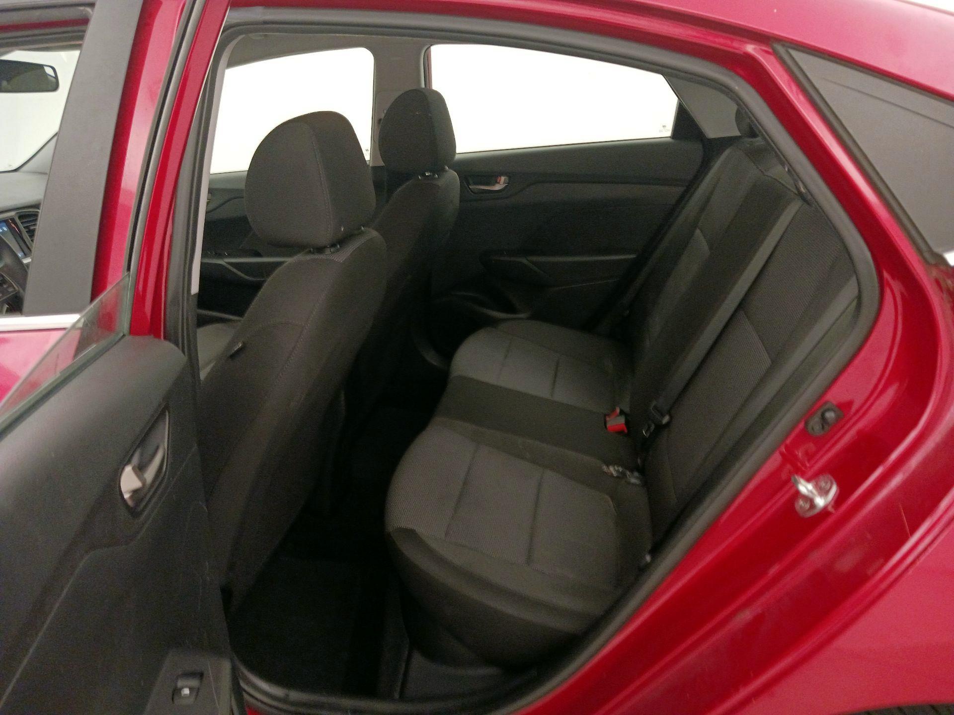 Thumbnail: 2021 Hyundai Accent - 19