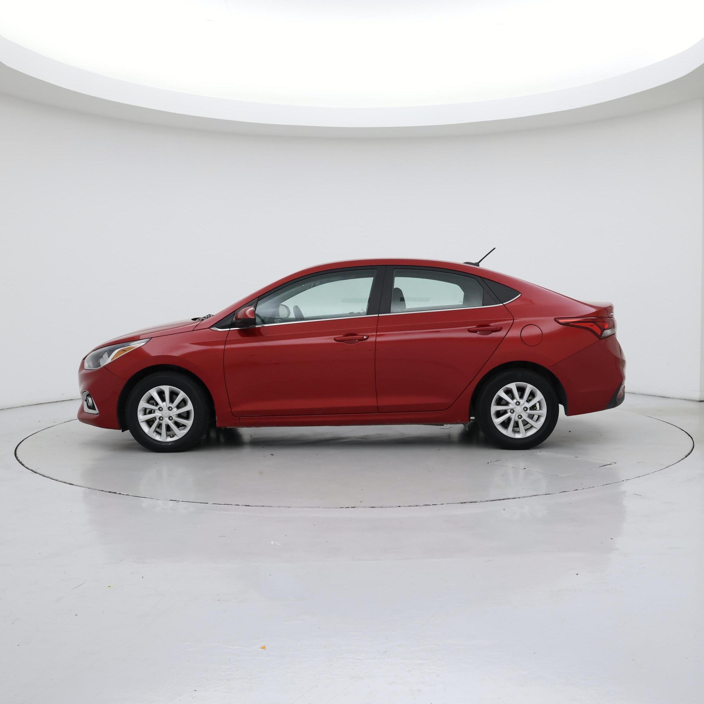 Thumbnail: 2021 Hyundai Accent - 3