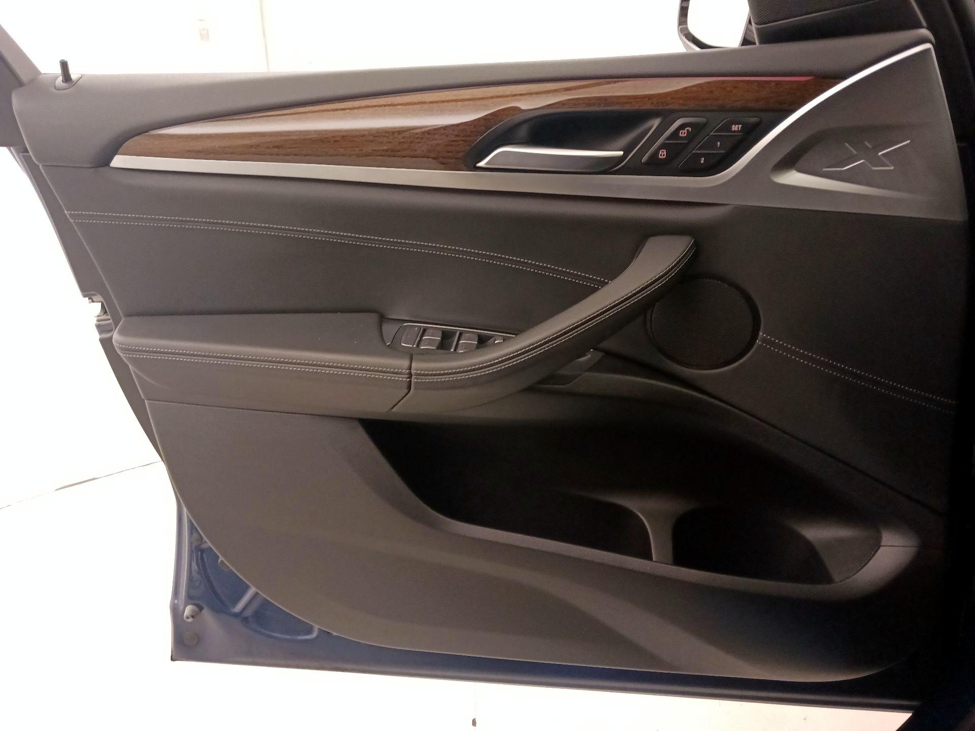 Thumbnail: 2020 BMW X3 - 12