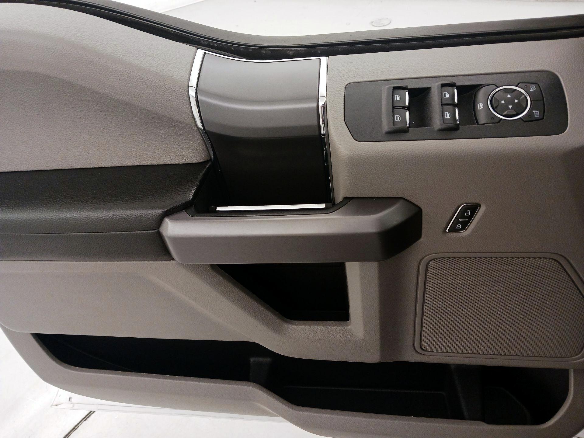Thumbnail: 2019 Ford F-150 - 12