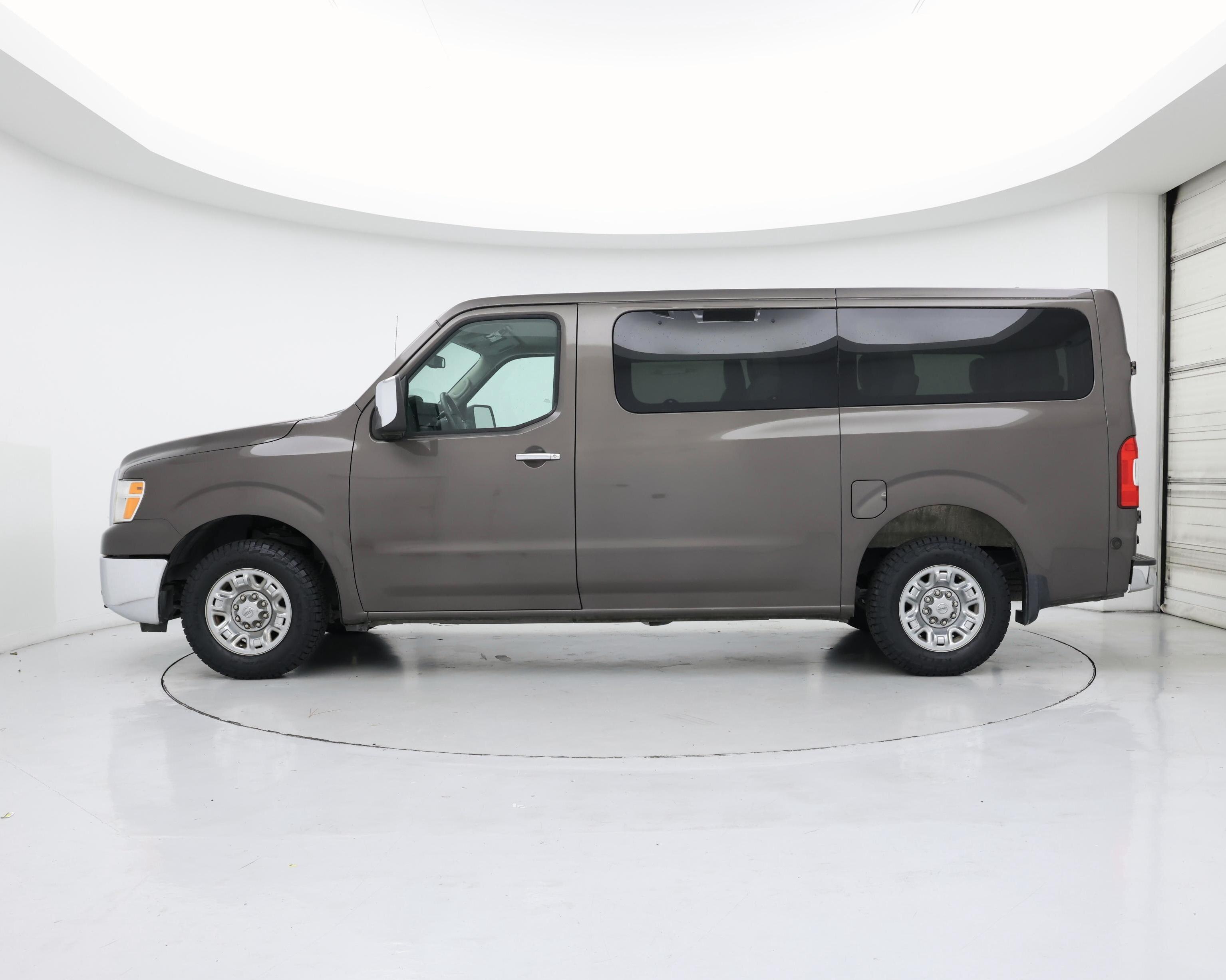 Thumbnail: 2017 Nissan NV - 3