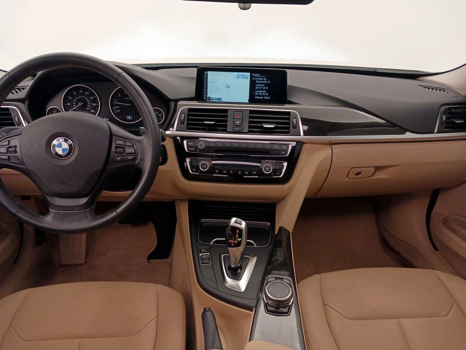 Thumbnail: 2016 BMW 3 Series - 9