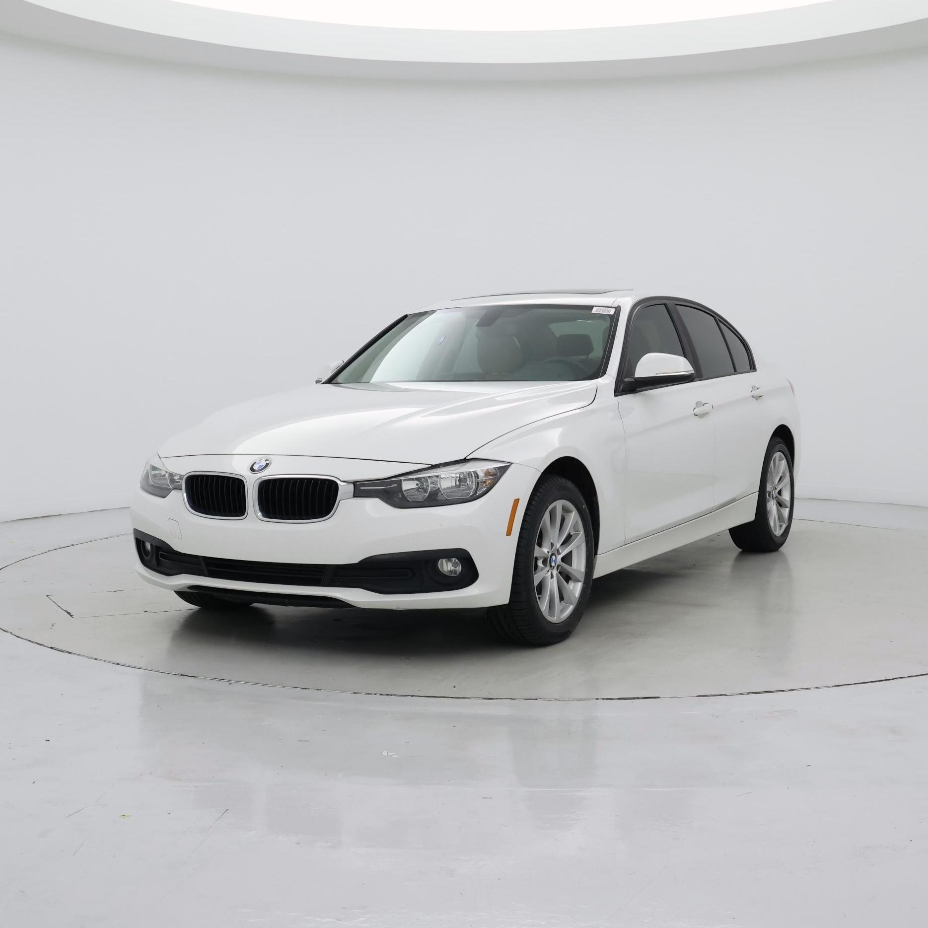 Thumbnail: 2016 BMW 3 Series - 4