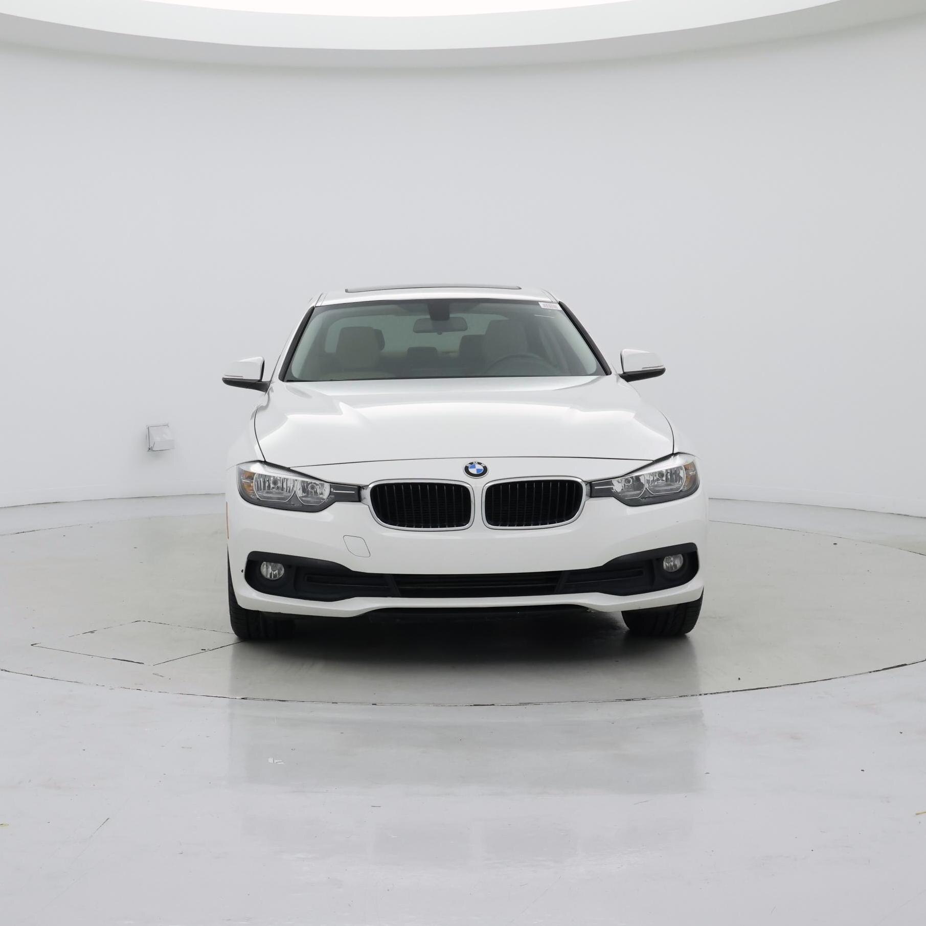 Thumbnail: 2016 BMW 3 Series - 5