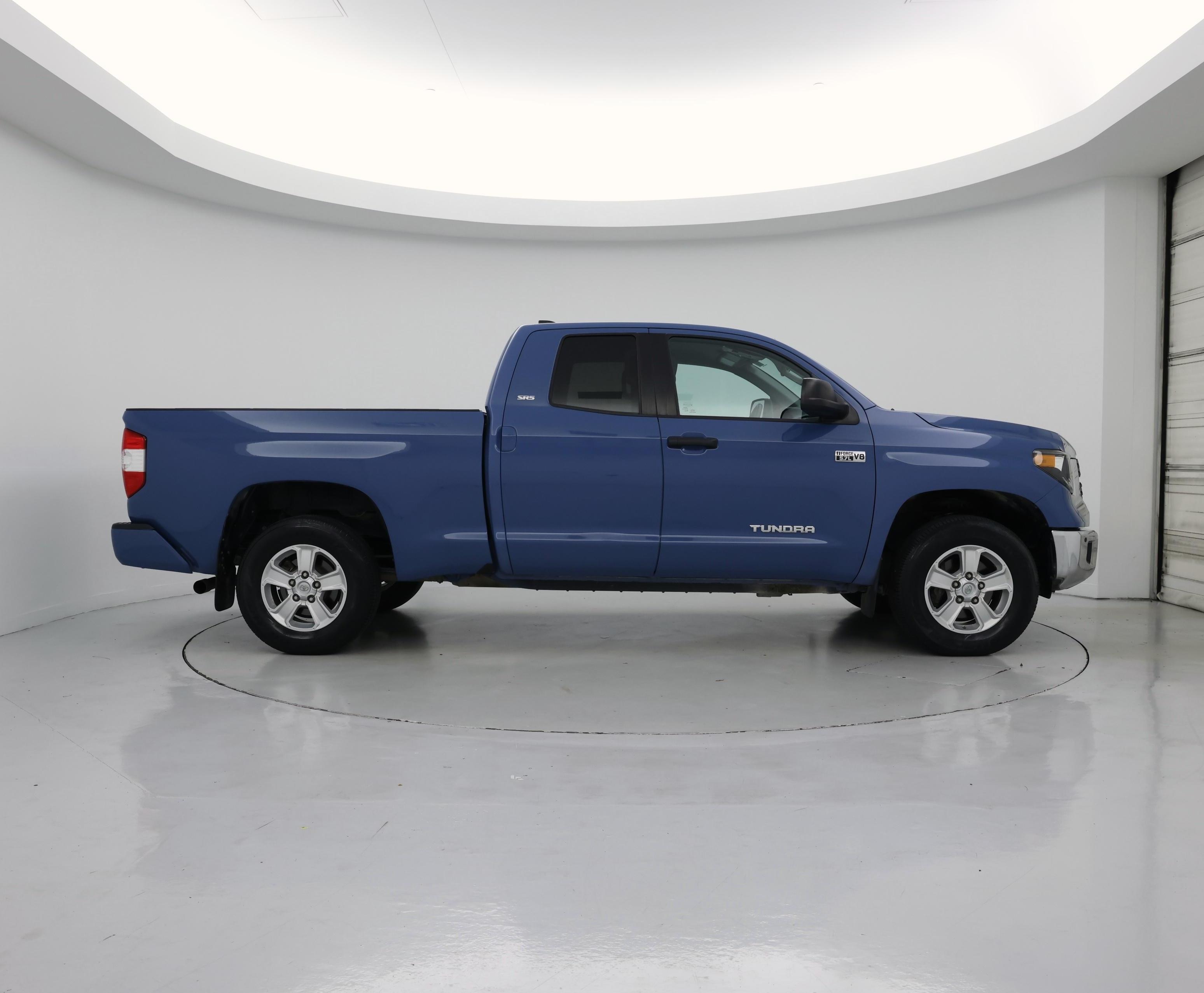 Thumbnail: 2020 Toyota Tundra - 7