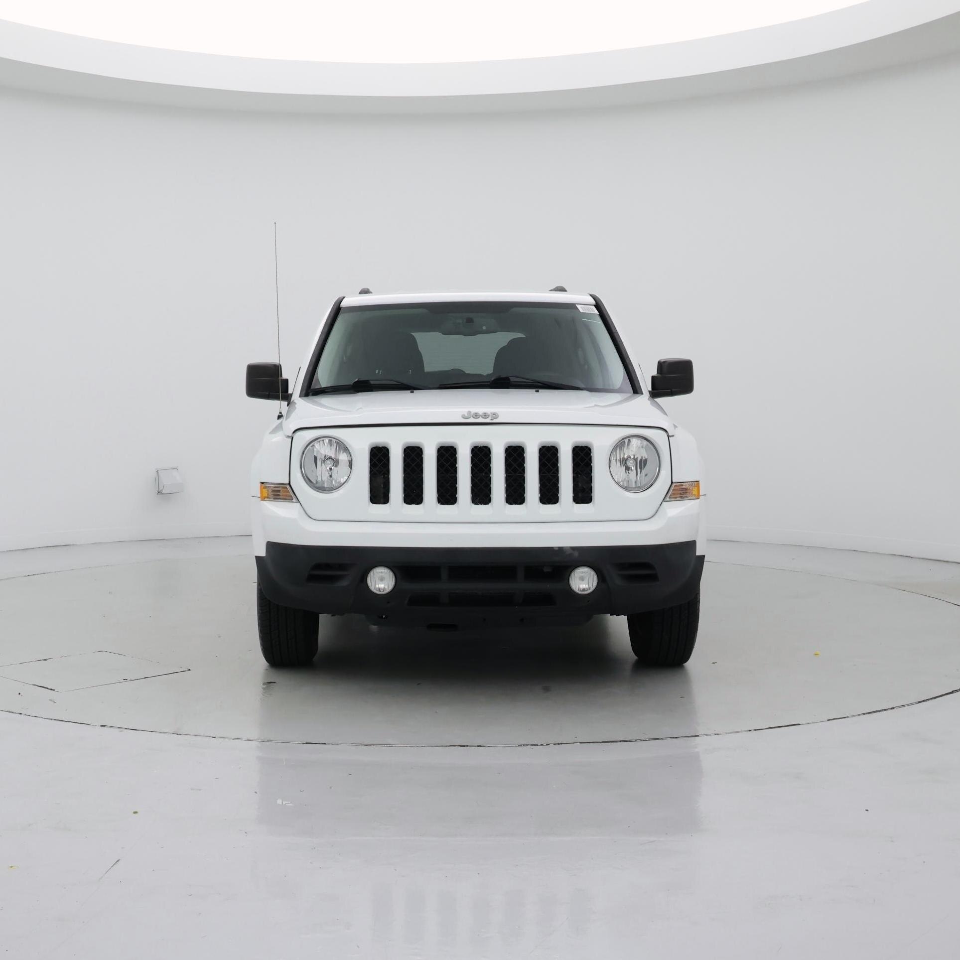Thumbnail: 2016 Jeep Patriot - 5