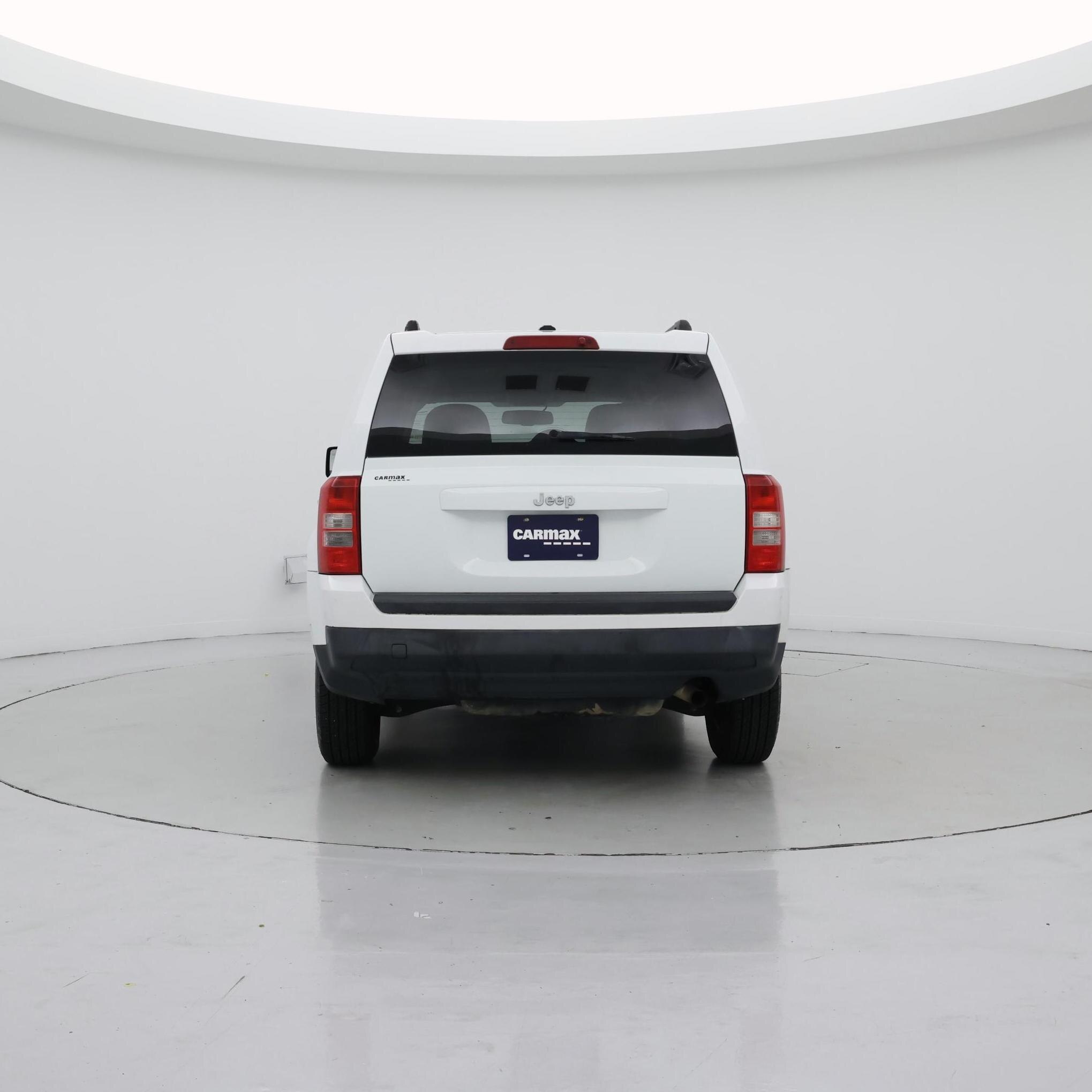 Thumbnail: 2016 Jeep Patriot - 6
