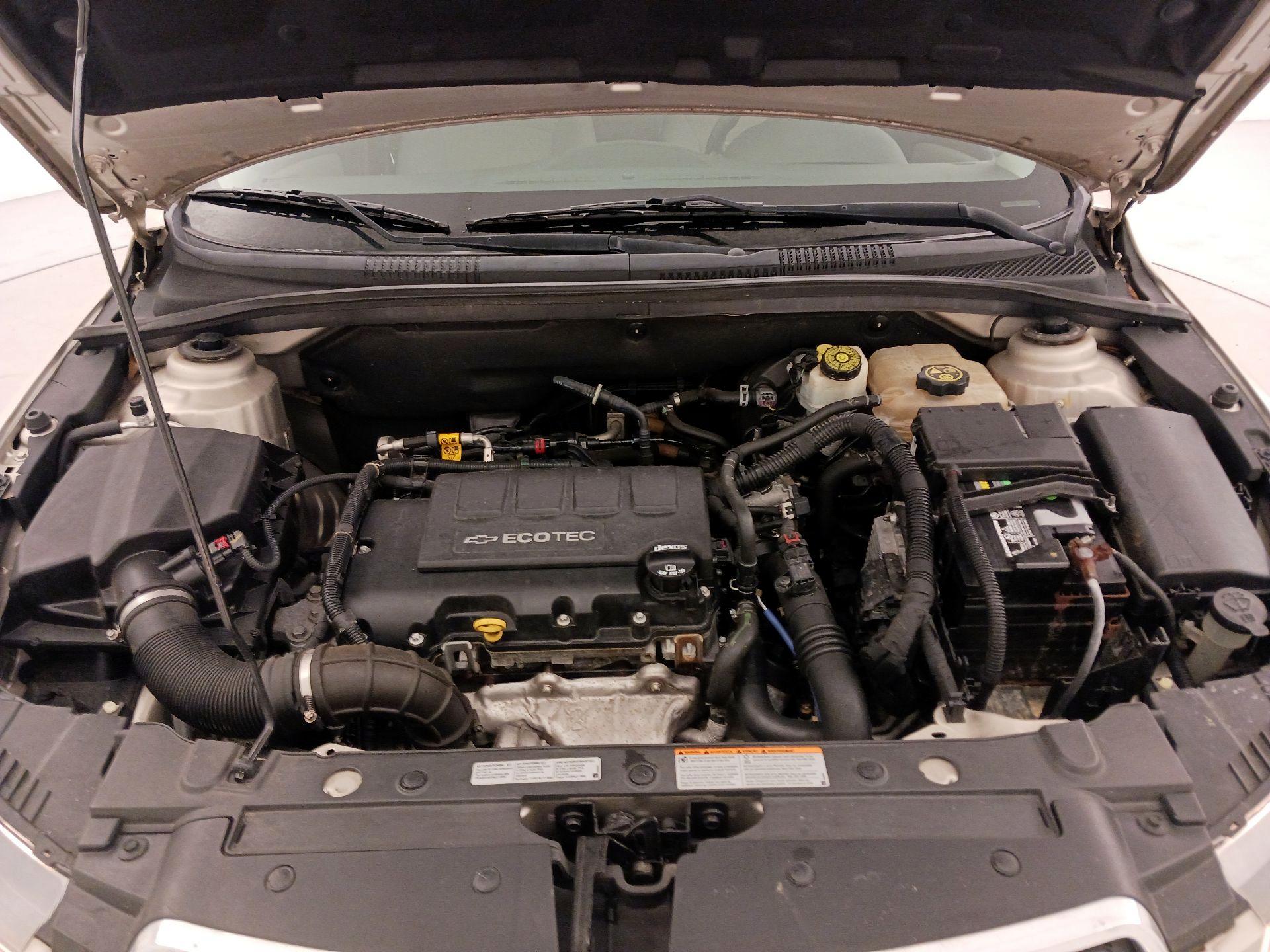Thumbnail: 2016 Chevrolet Cruze - 20