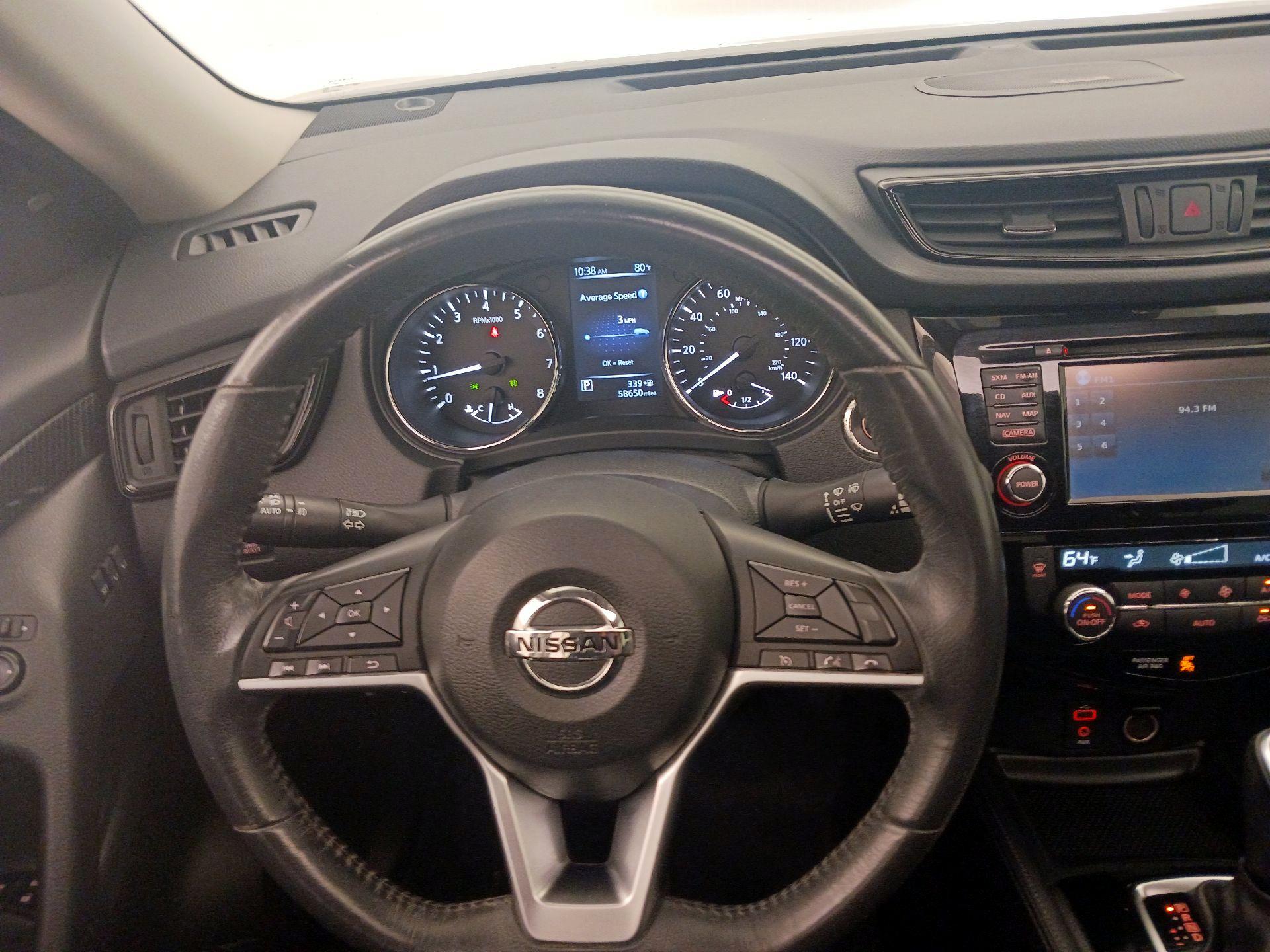 Thumbnail: 2017 Nissan Rogue - 10
