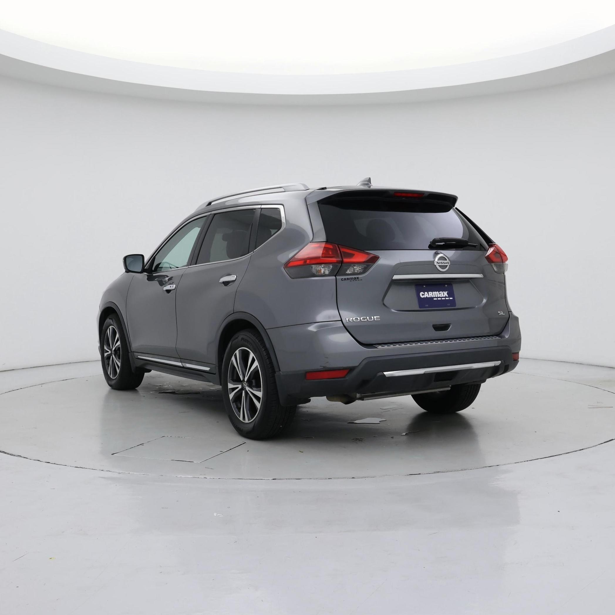 Thumbnail: 2017 Nissan Rogue - 2