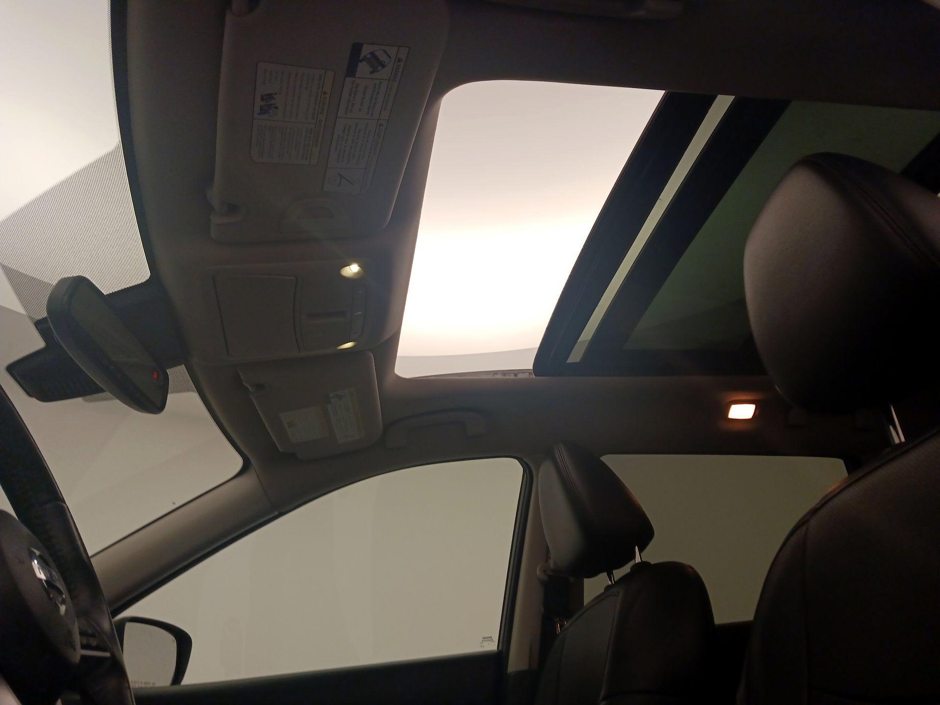 Thumbnail: 2017 Nissan Rogue - 20