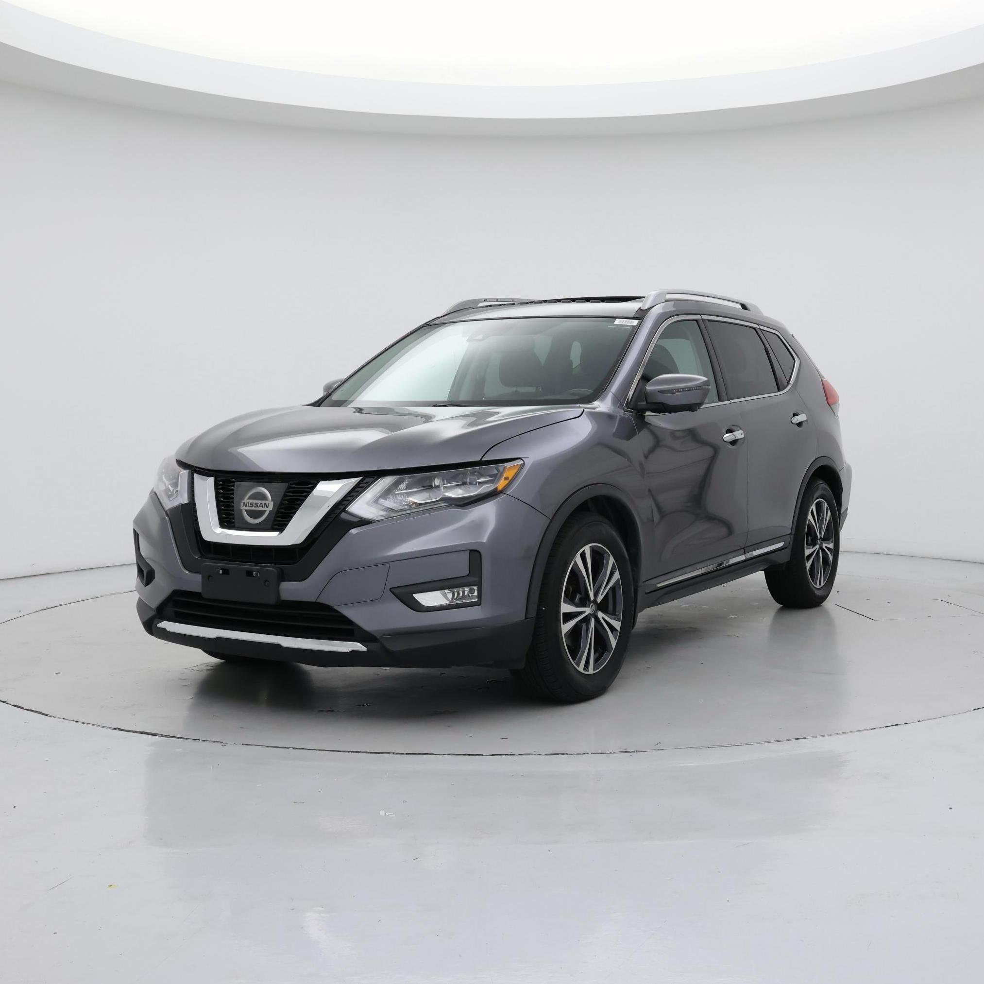 Thumbnail: 2017 Nissan Rogue - 4