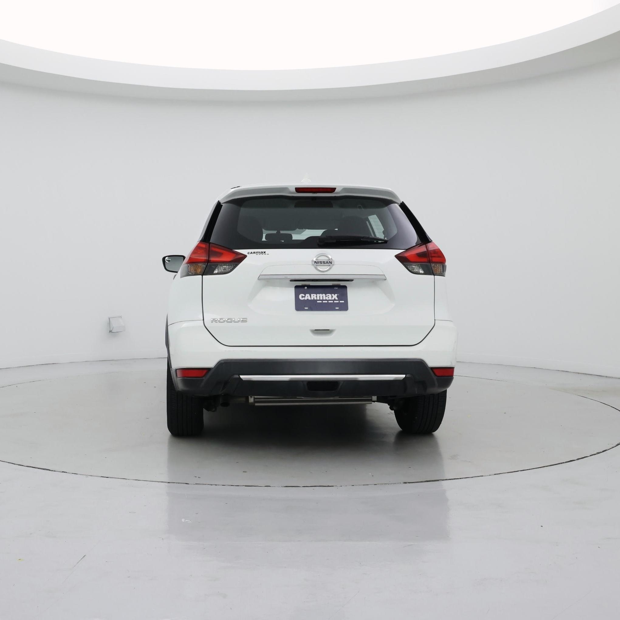 Thumbnail: 2017 Nissan Rogue - 6