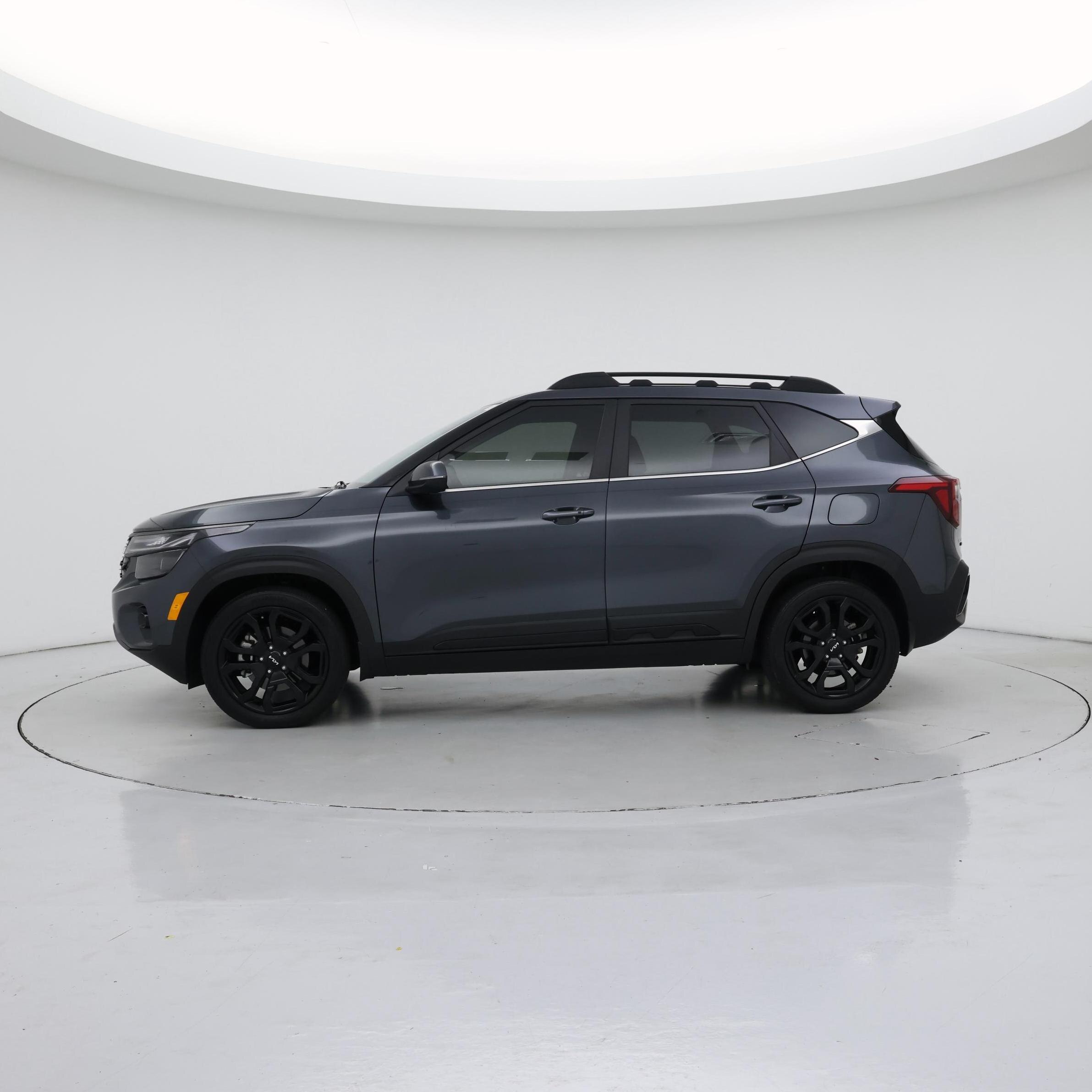 Thumbnail: 2024 Kia Seltos - 3