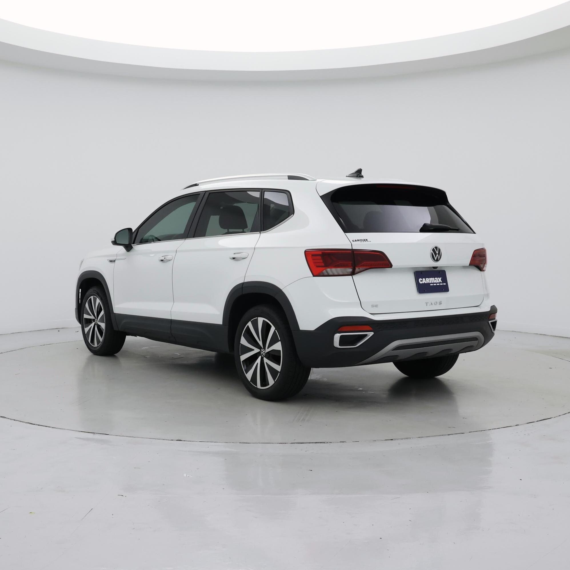 Thumbnail: 2022 Volkswagen Taos - 2