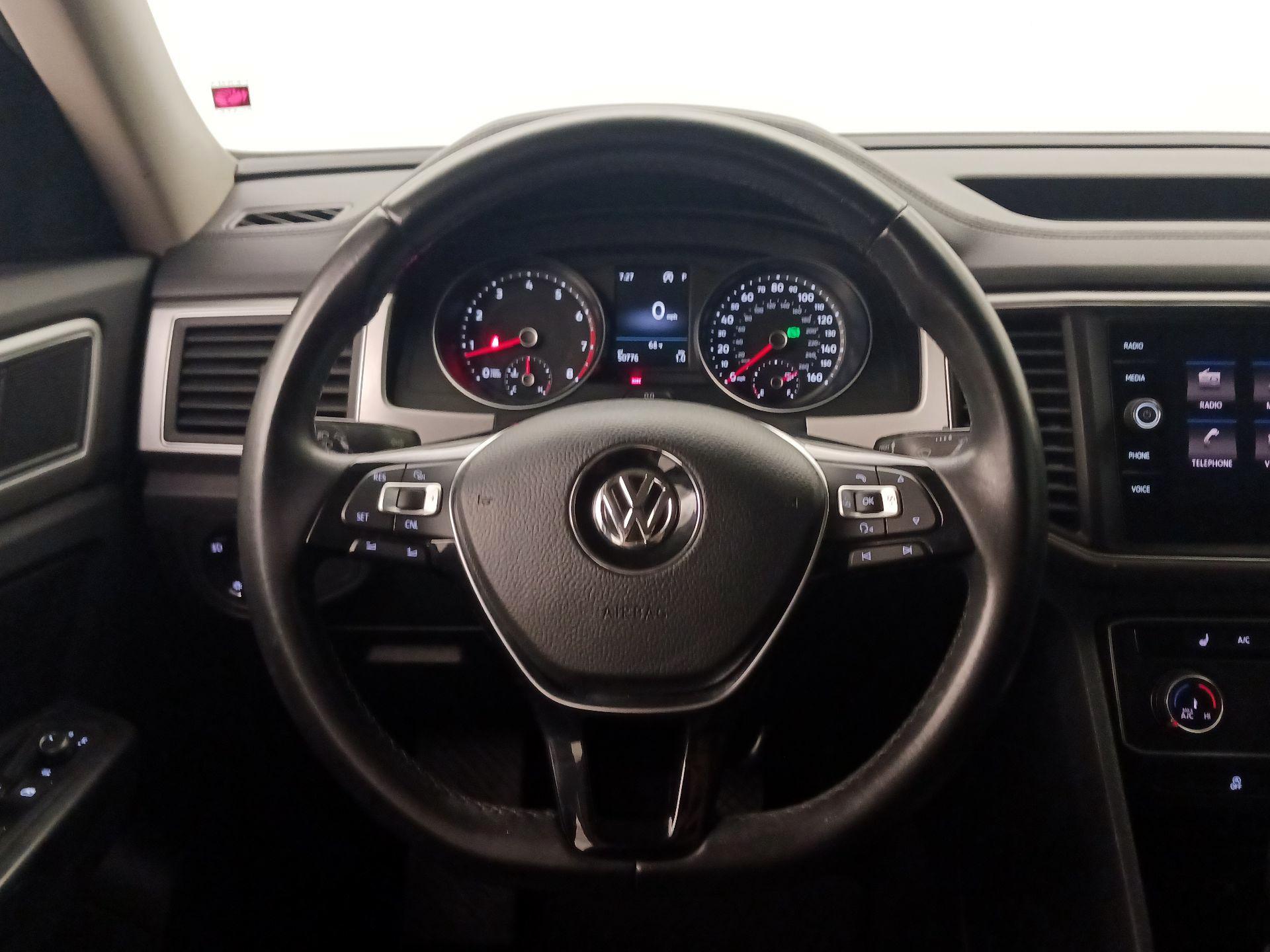 Thumbnail: 2018 Volkswagen Atlas - 10