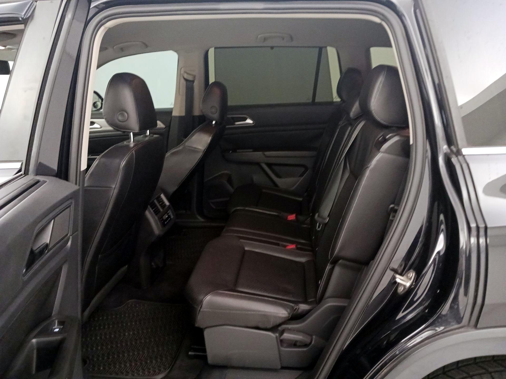 Thumbnail: 2018 Volkswagen Atlas - 19