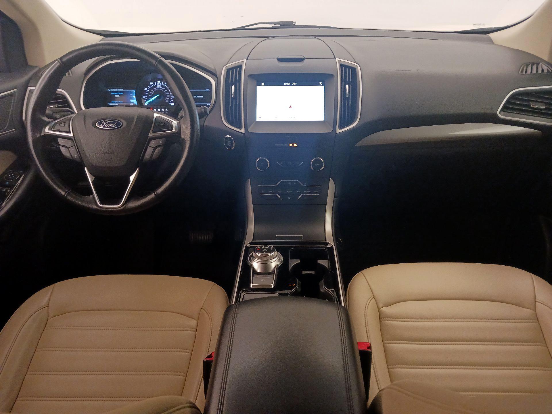 Thumbnail: 2019 Ford Edge - 9