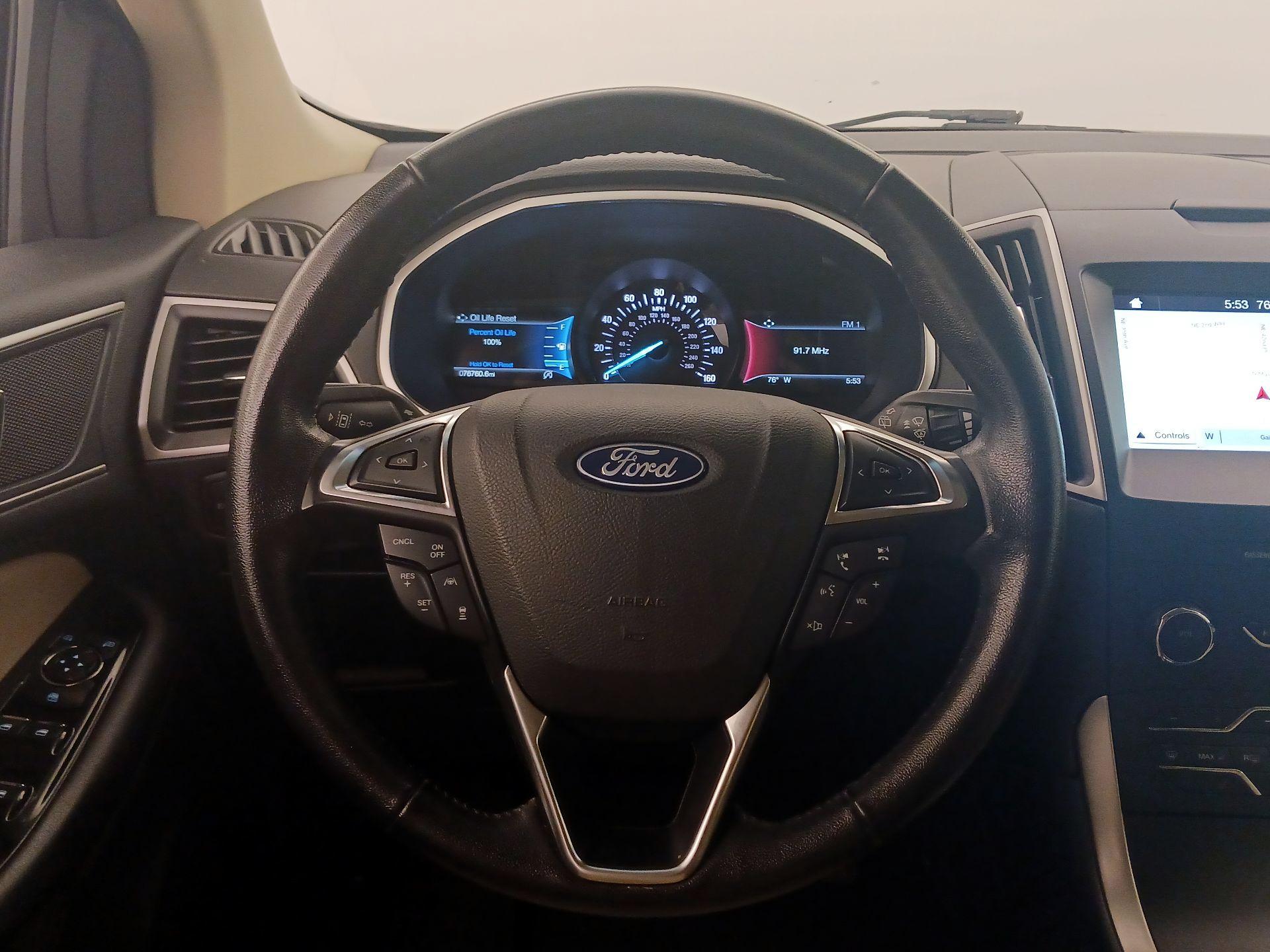 Thumbnail: 2019 Ford Edge - 10