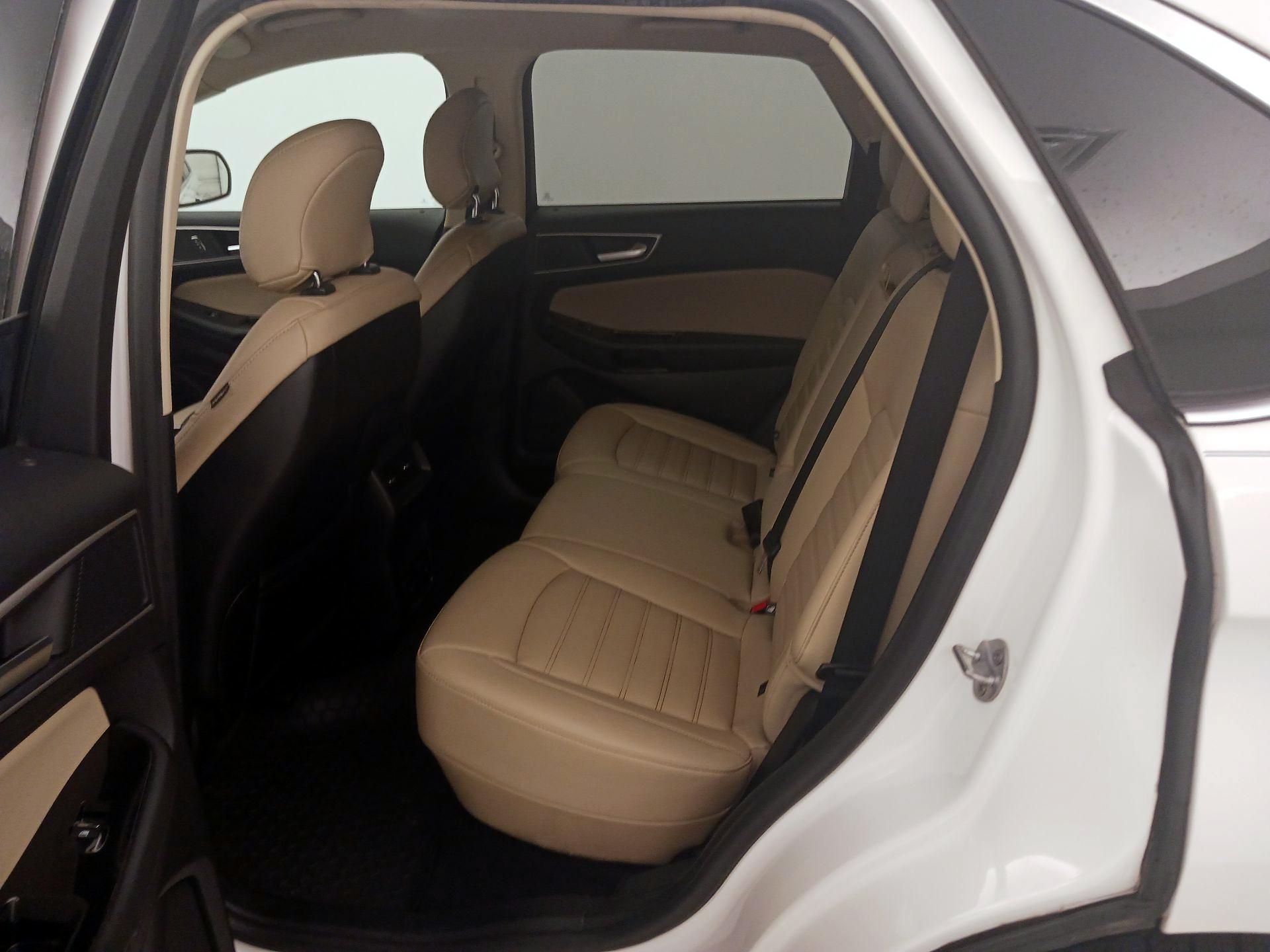Thumbnail: 2019 Ford Edge - 20
