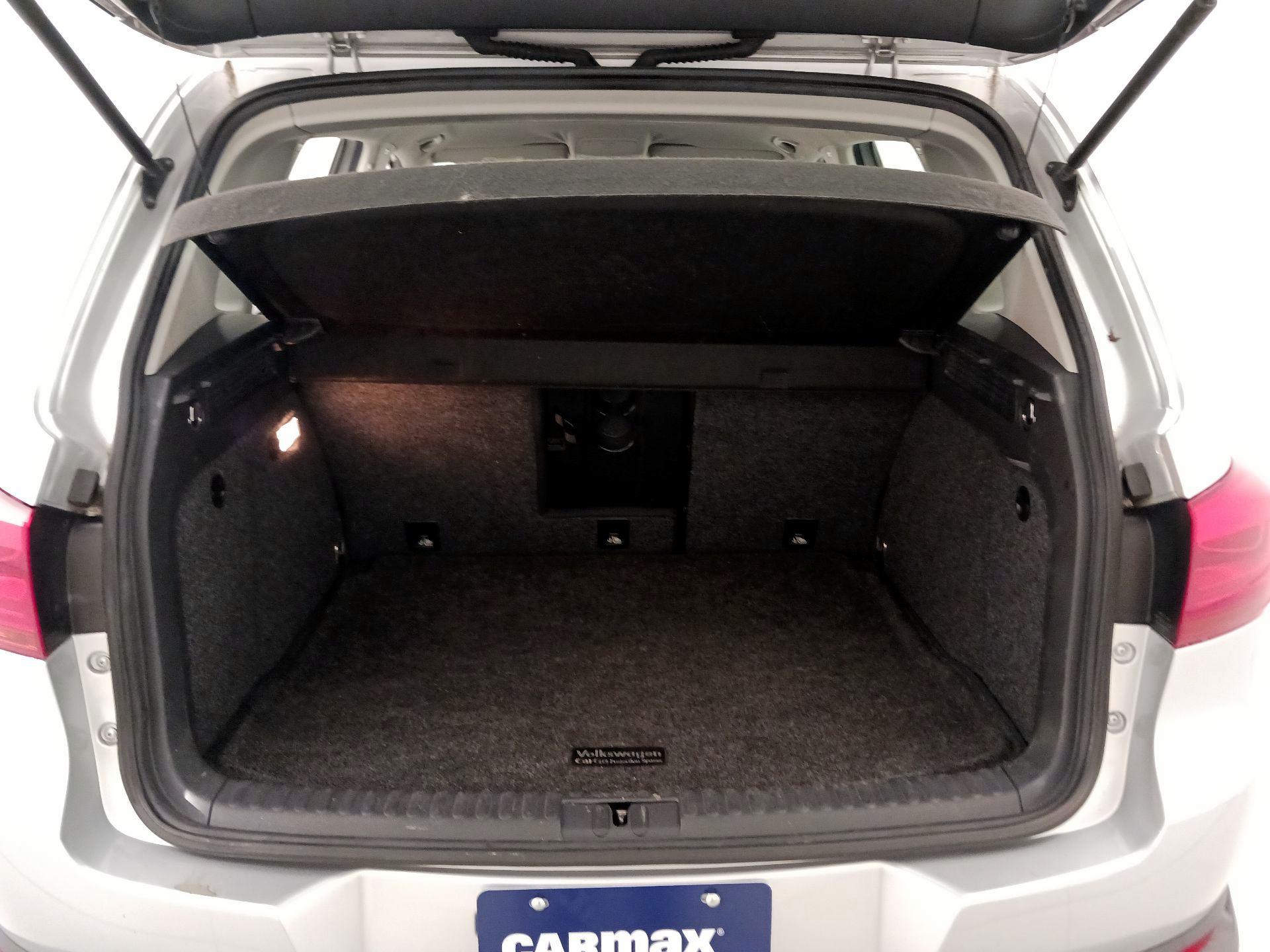 Thumbnail: 2015 Volkswagen Tiguan - 20
