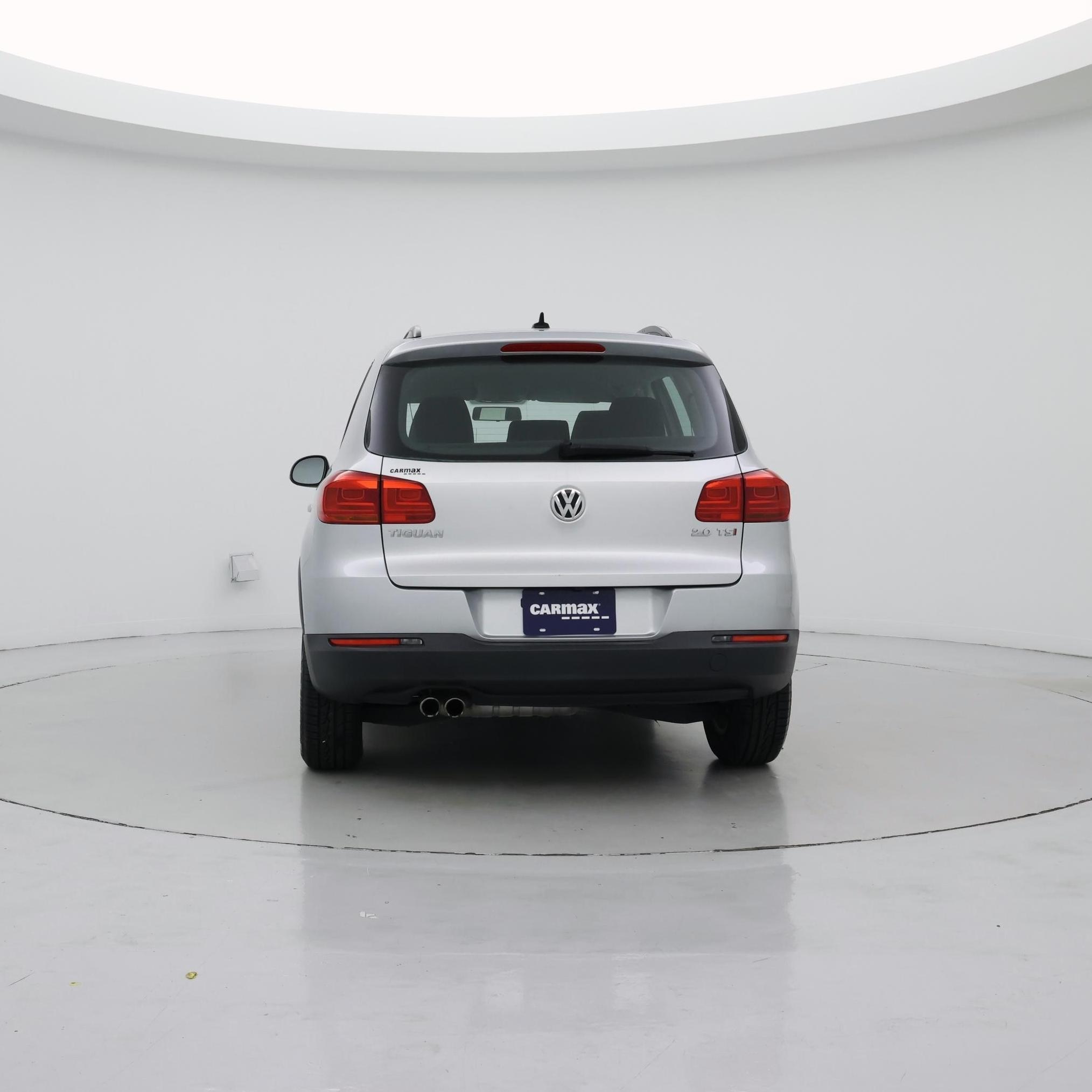 Thumbnail: 2015 Volkswagen Tiguan - 6