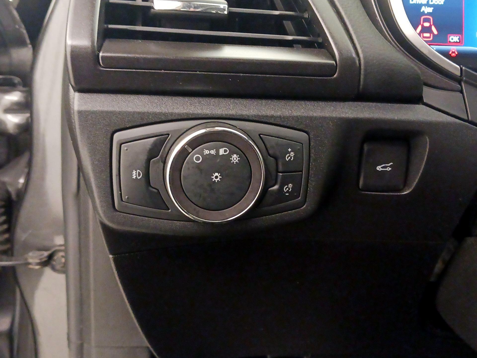 Thumbnail: 2019 Ford Fusion - 13