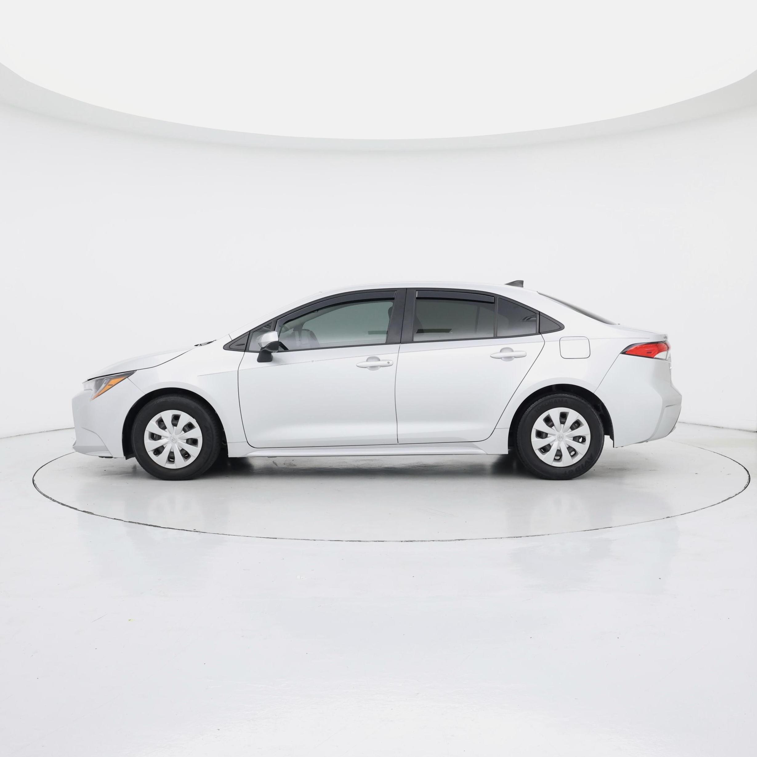 Thumbnail: 2022 Toyota Corolla - 3