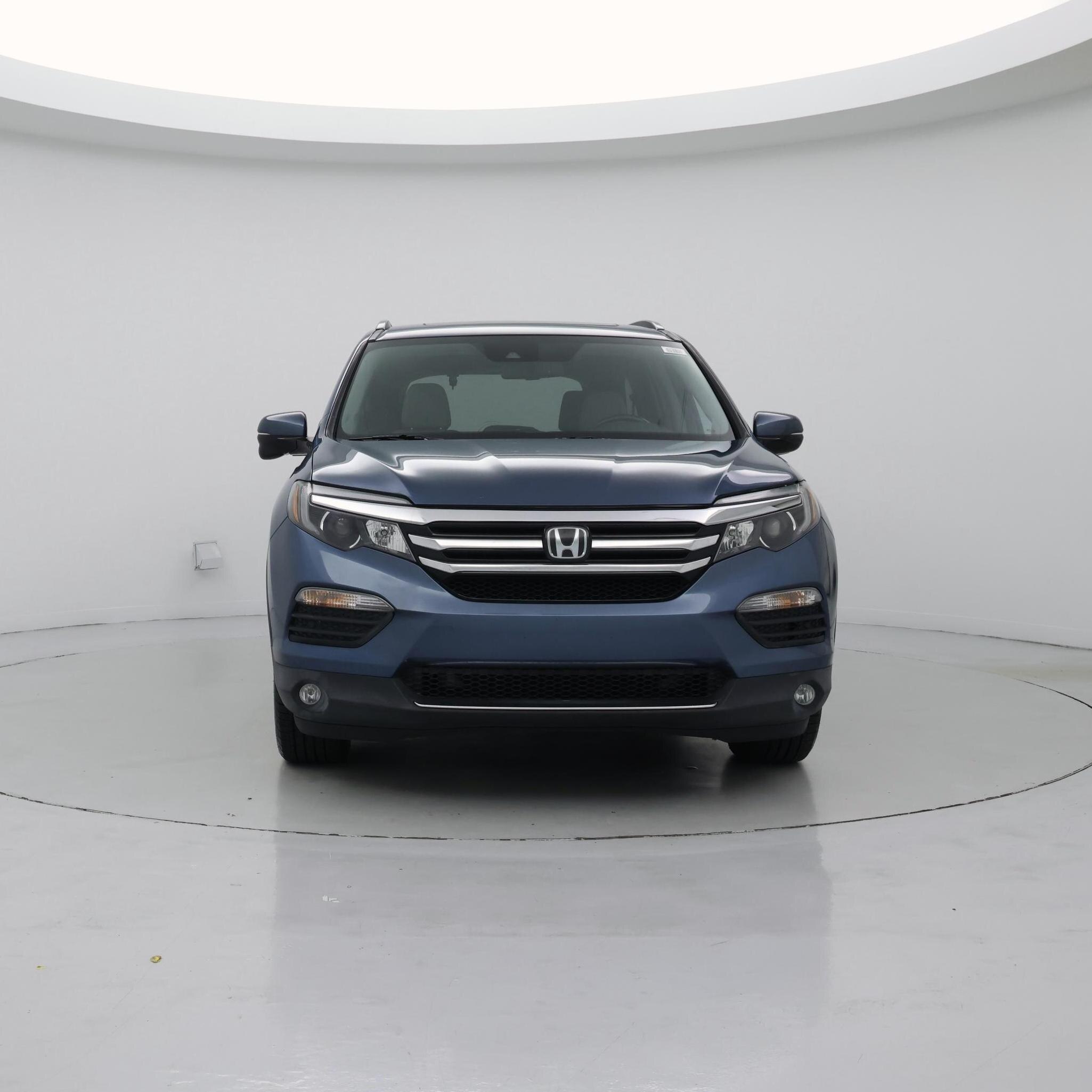 Thumbnail: 2017 Honda Pilot - 5
