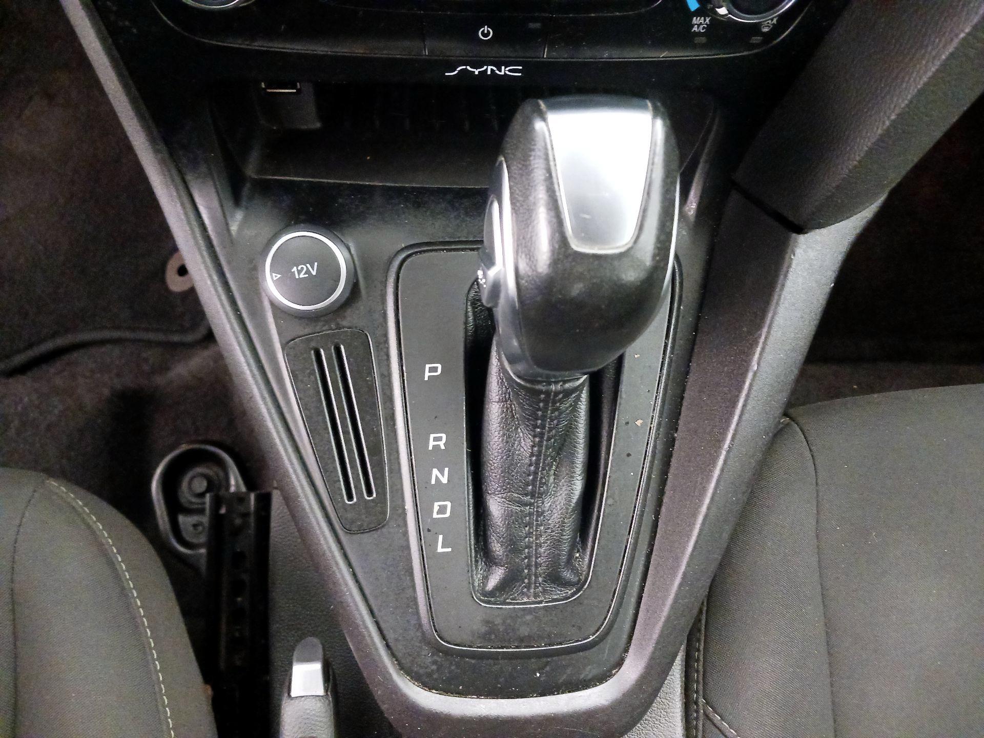 Thumbnail: 2016 Ford Focus - 17