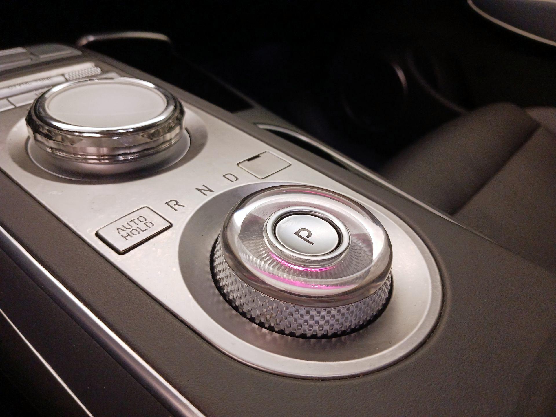 Thumbnail: 2022 Genesis GV70 - 18