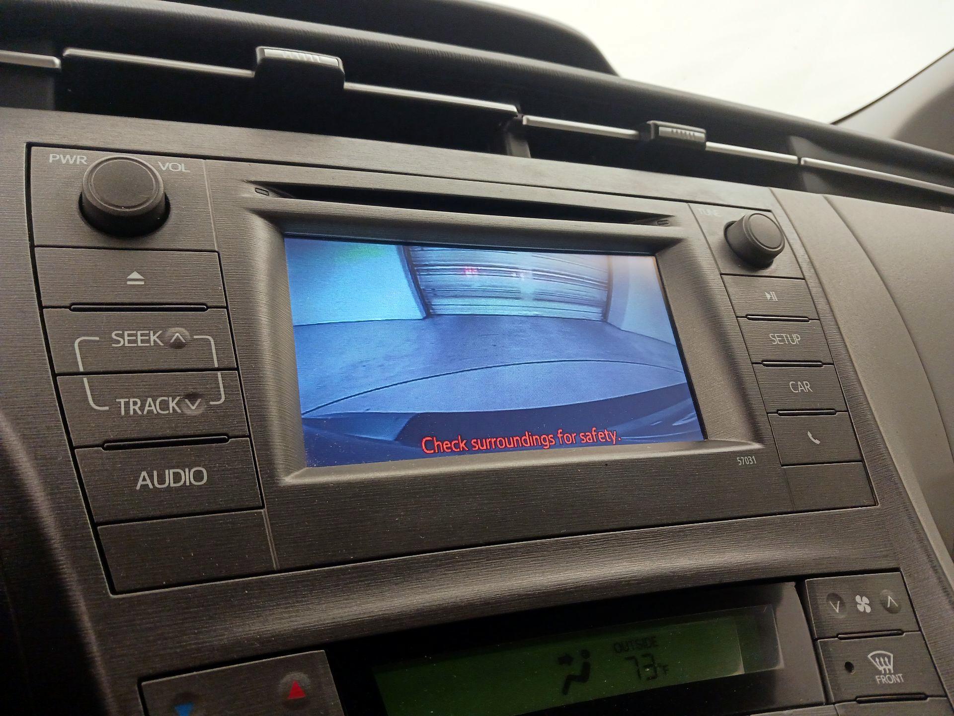 Thumbnail: 2015 Toyota Prius - 14