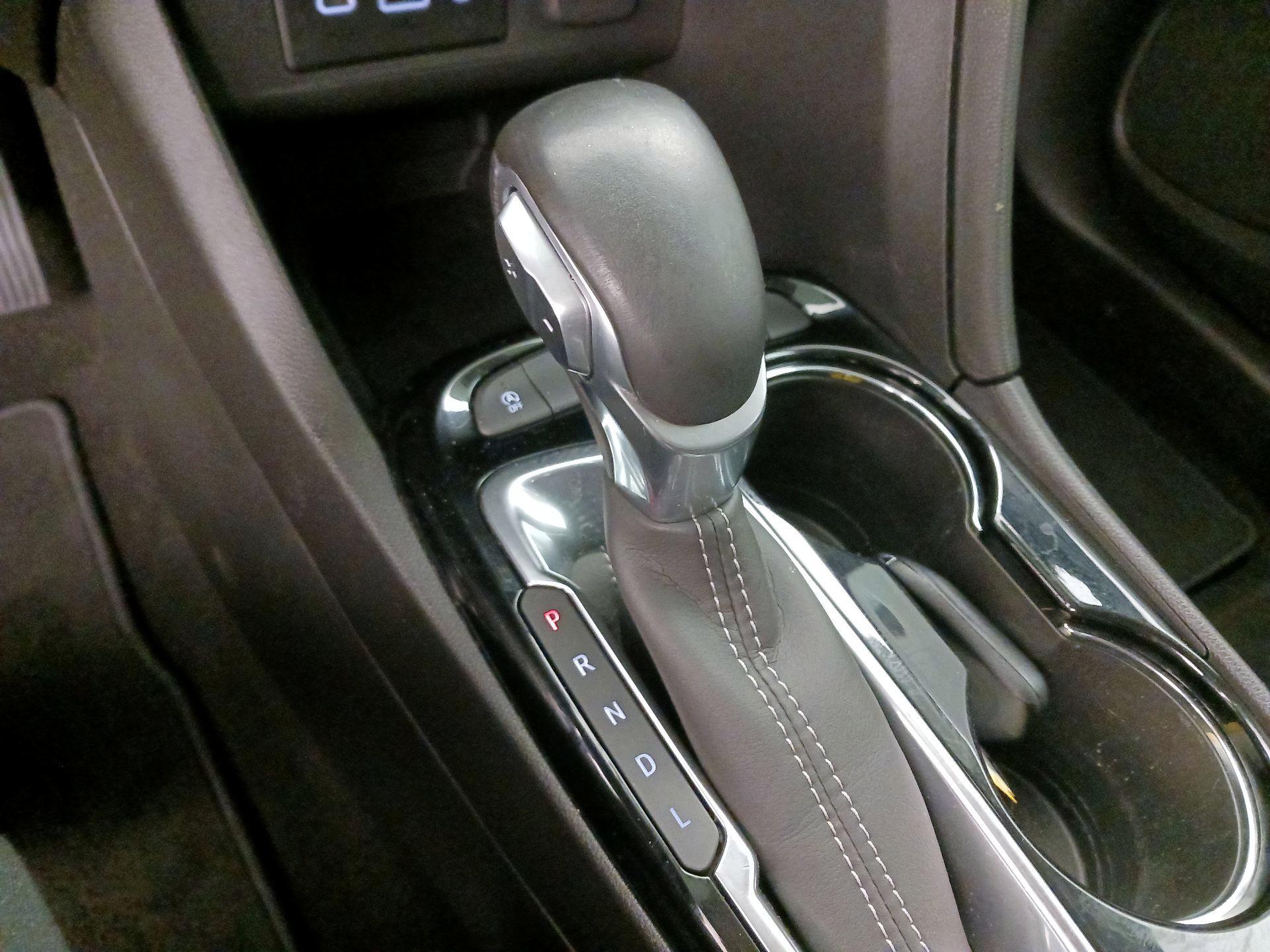 Thumbnail: 2020 Buick Encore GX - 17