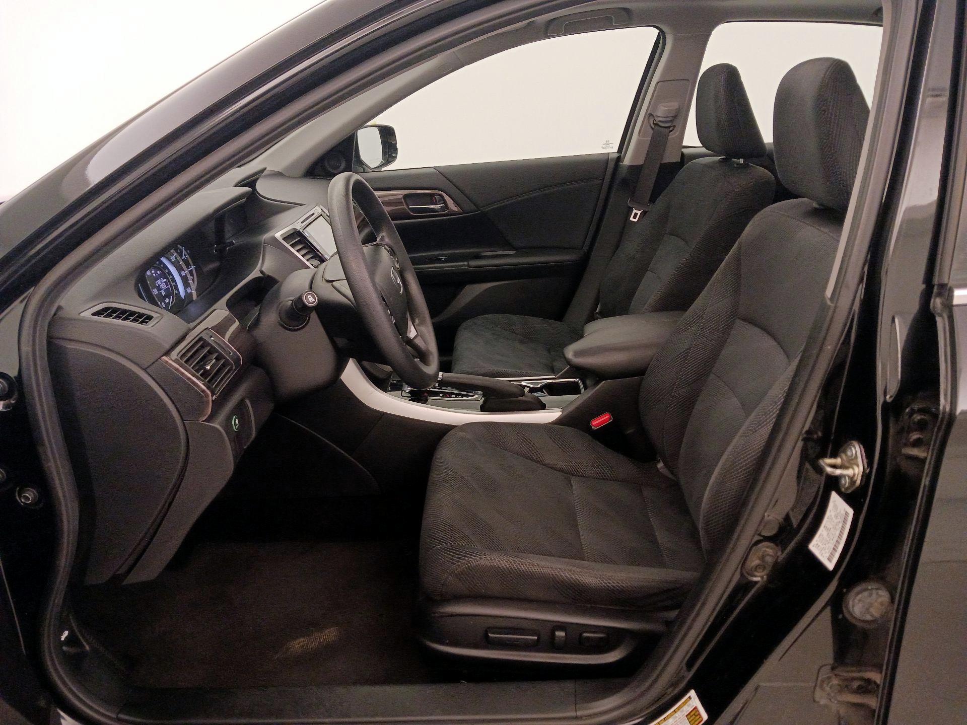 Thumbnail: 2016 Honda Accord - 11