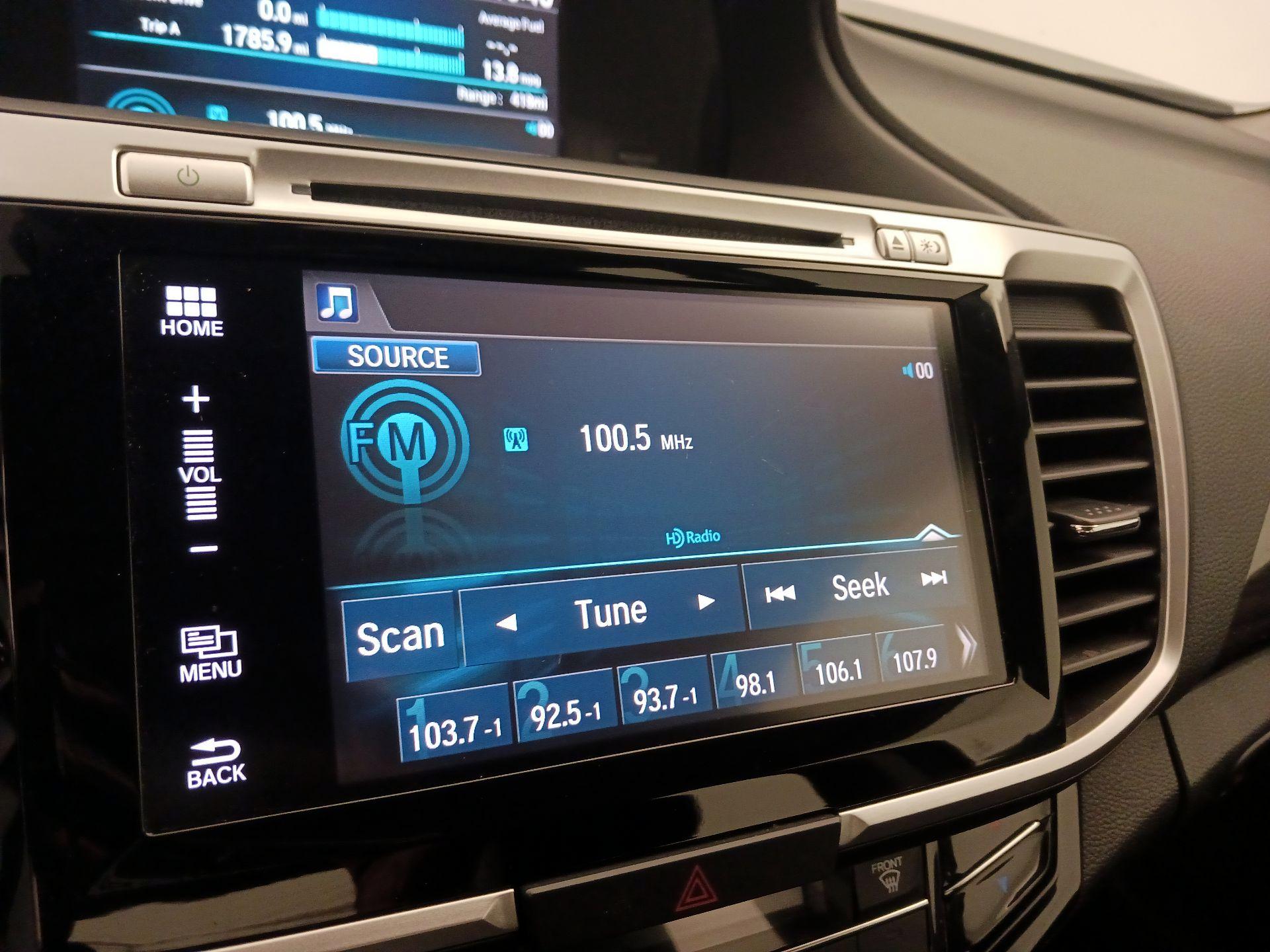 Thumbnail: 2016 Honda Accord - 15
