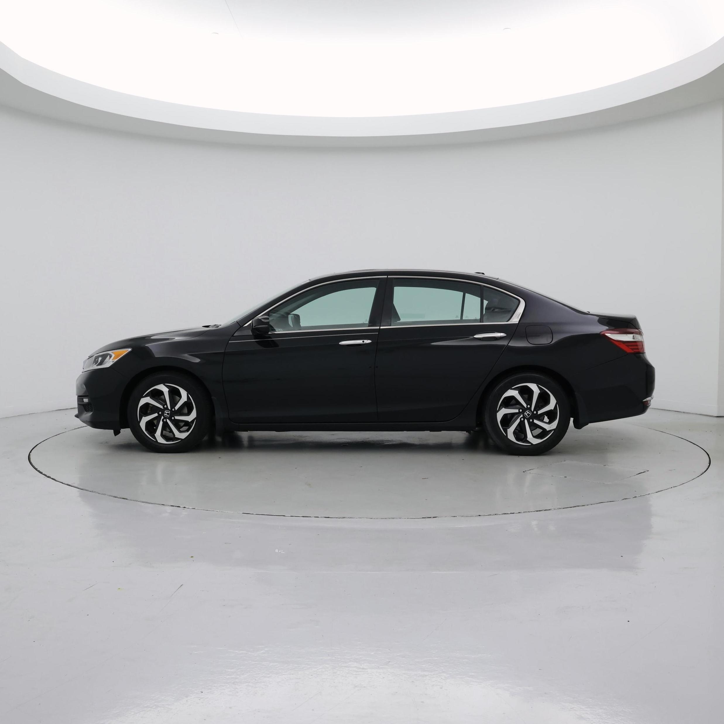 Thumbnail: 2016 Honda Accord - 3