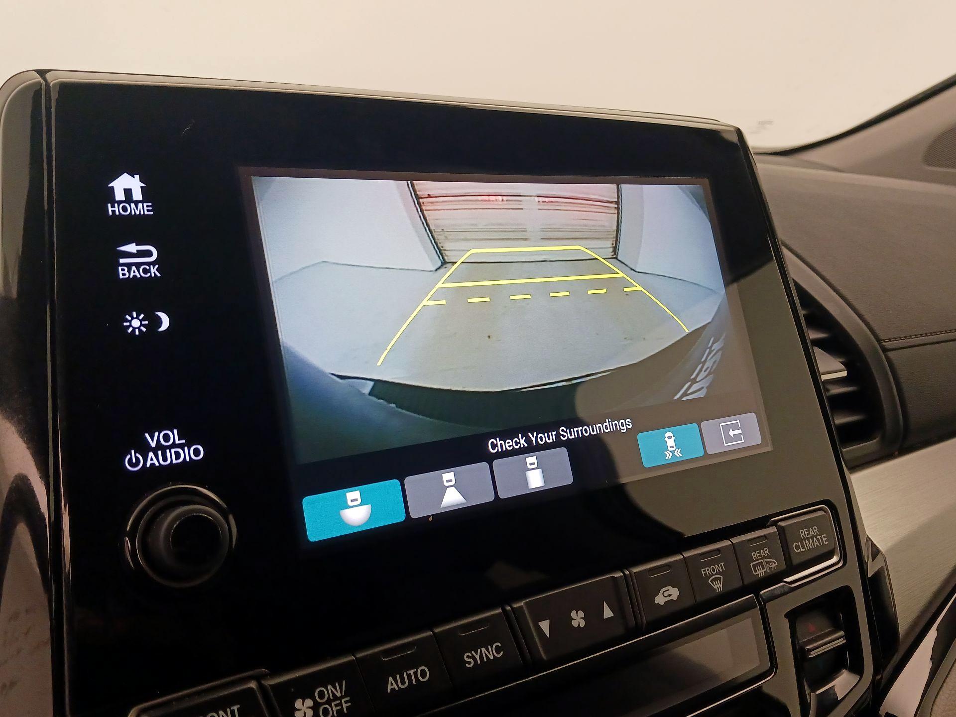 Thumbnail: 2018 Honda Odyssey - 15
