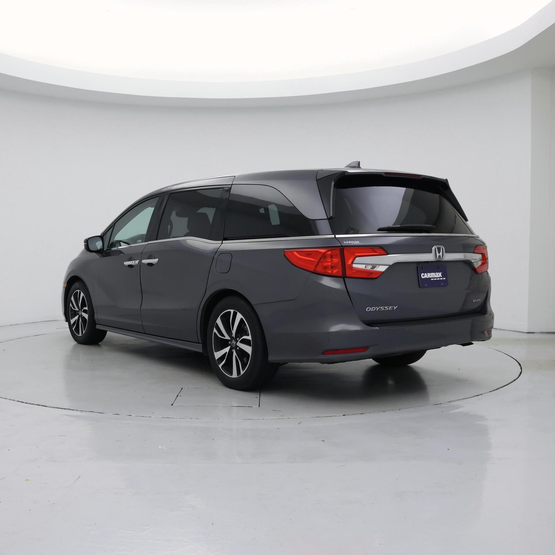 Thumbnail: 2018 Honda Odyssey - 2