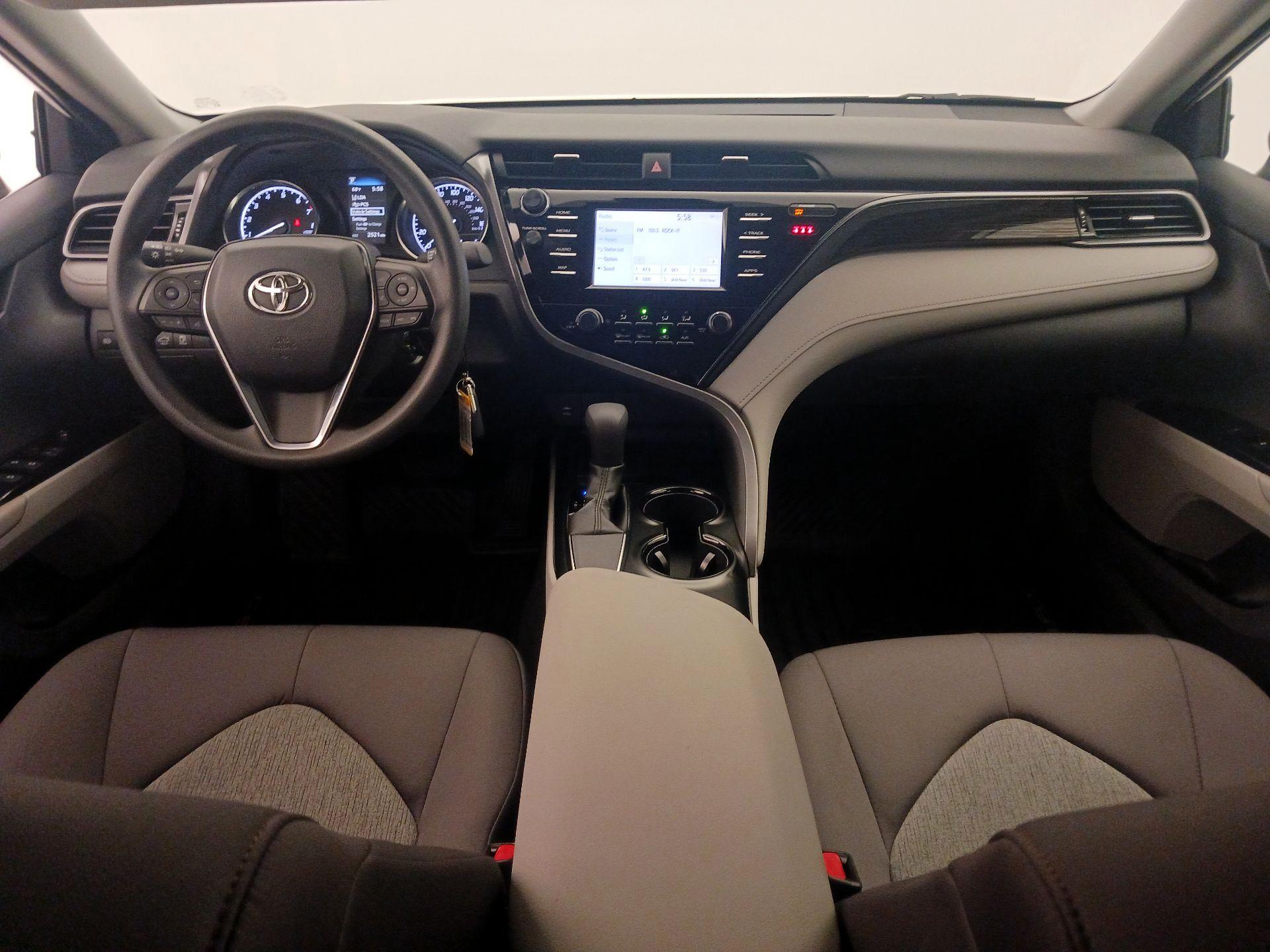 Thumbnail: 2019 Toyota Camry - 9