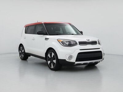 White 2018 Kia Soul +