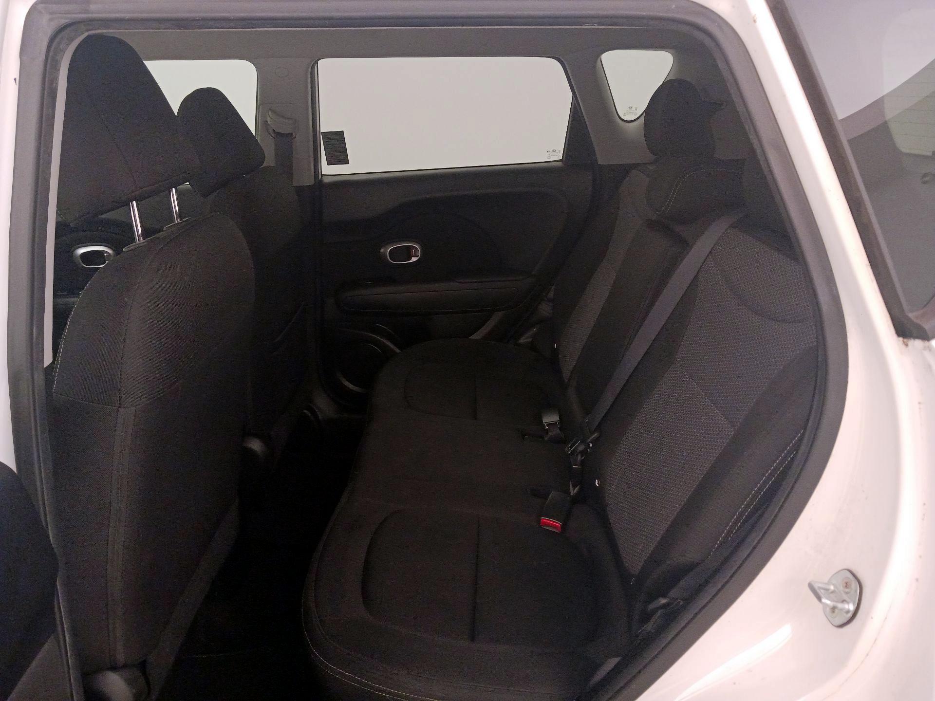 Thumbnail: 2018 Kia Soul - 19